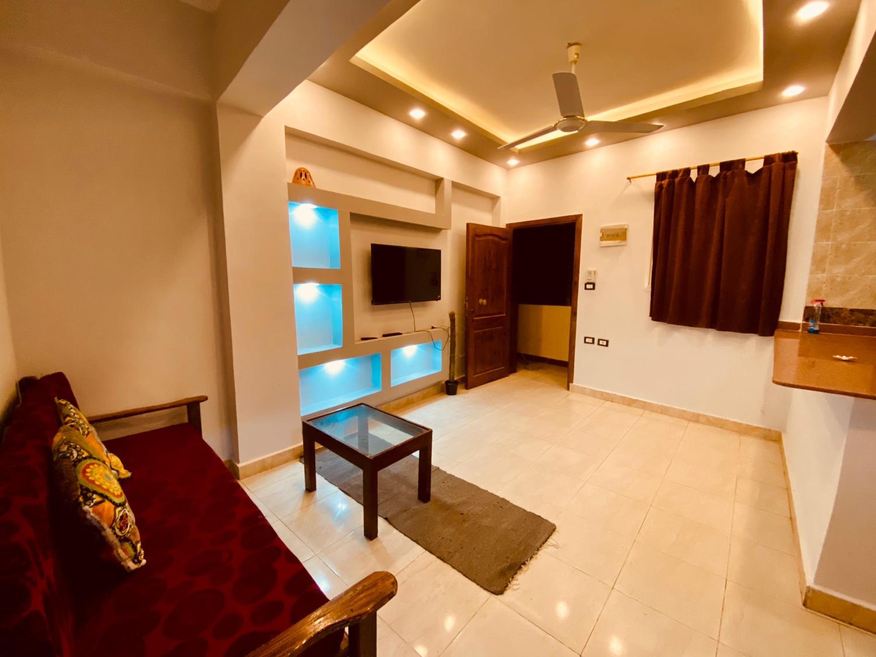 Sun set apartment