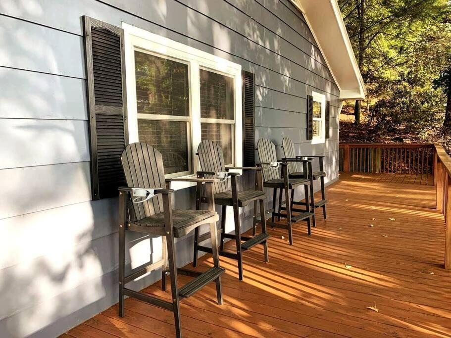 Mae’s Cottage in the Clouds