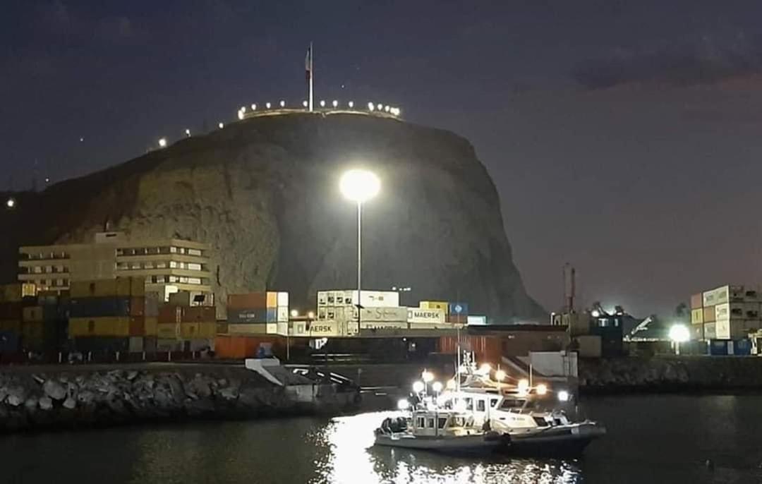 CÓMODO Y RENOVADO DEPARTAMENTO CON VISTA AL MAR