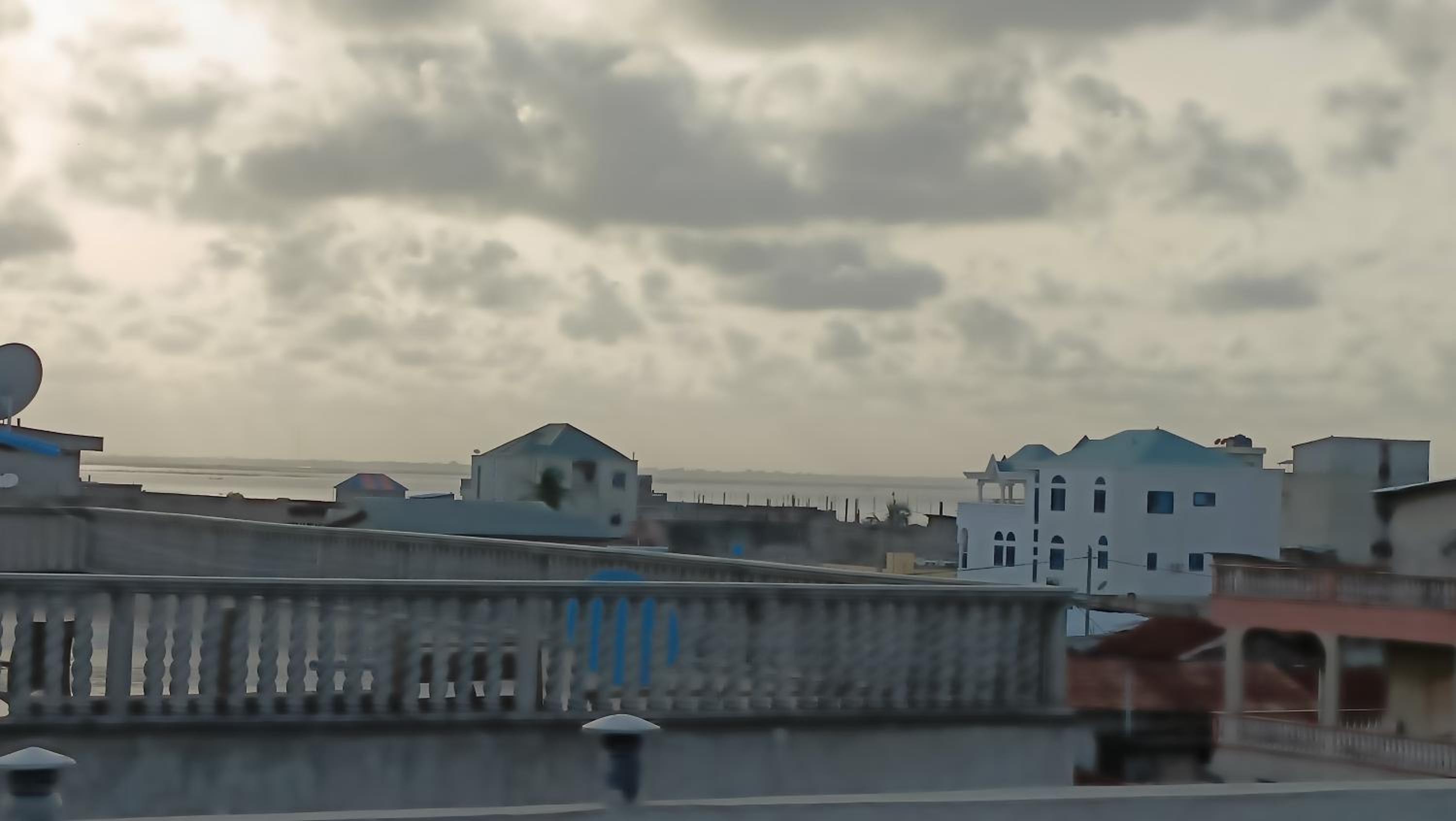 Maison Houdji, près de la lagune