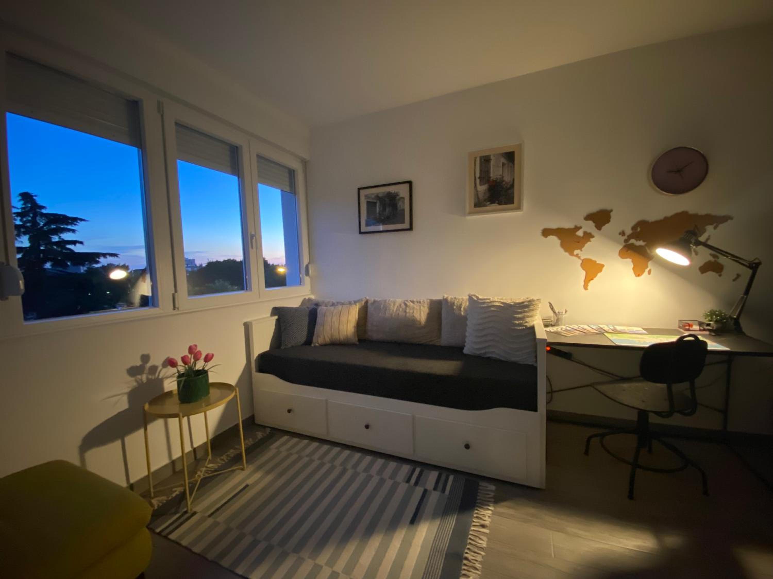 hotel room