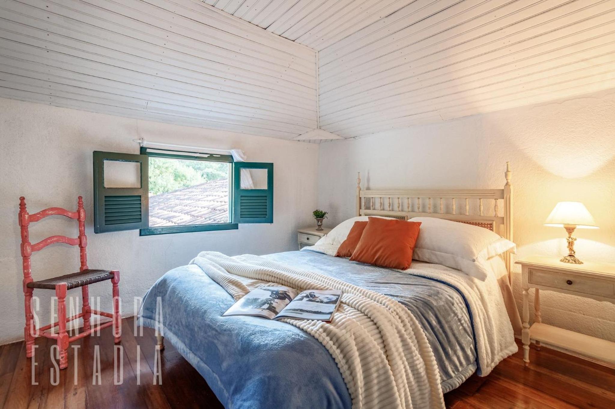 Alpen Ville Farmhouse with Unforgettable Pool