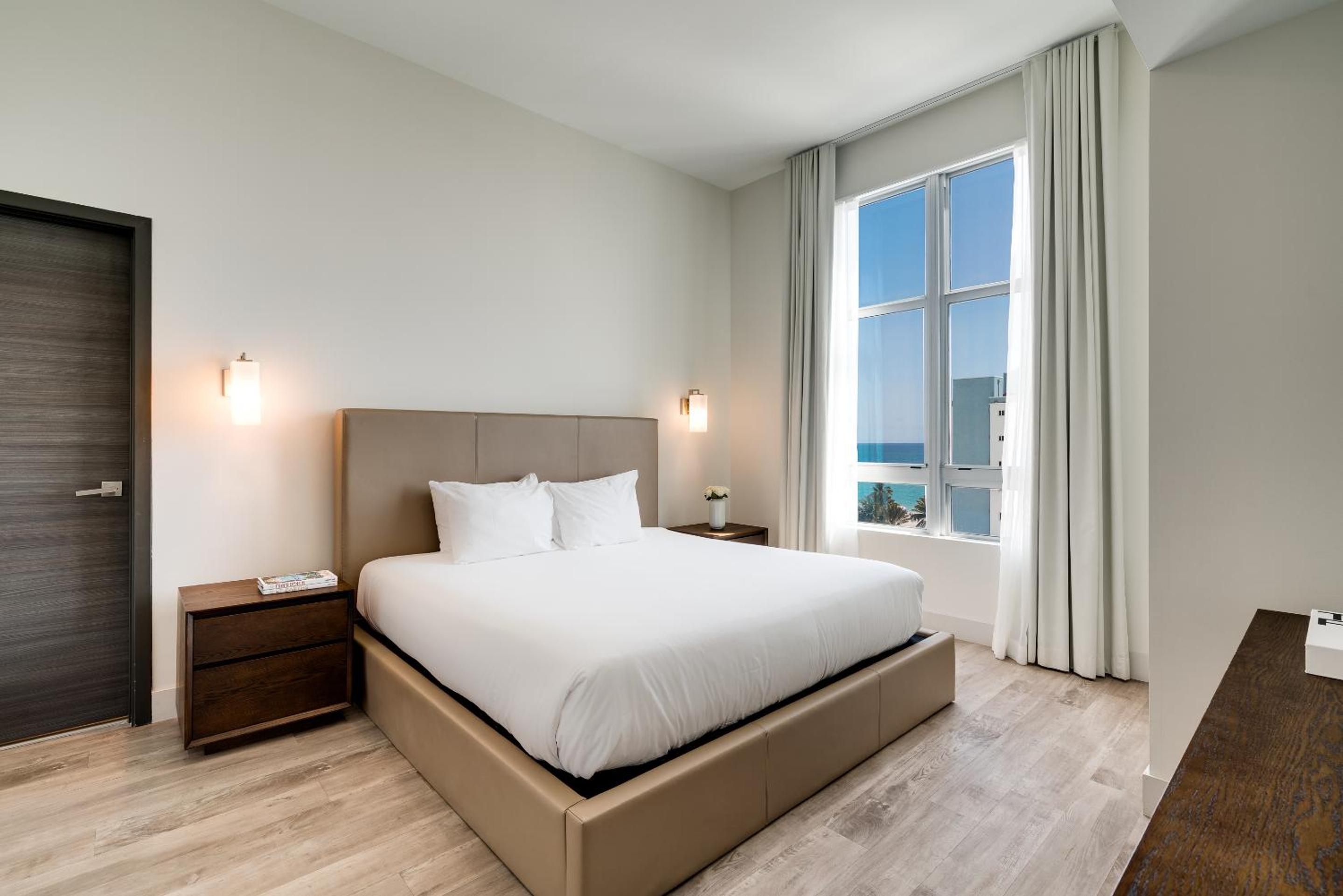 Costa Hollywood Beach Resort - An All Suite Hotel