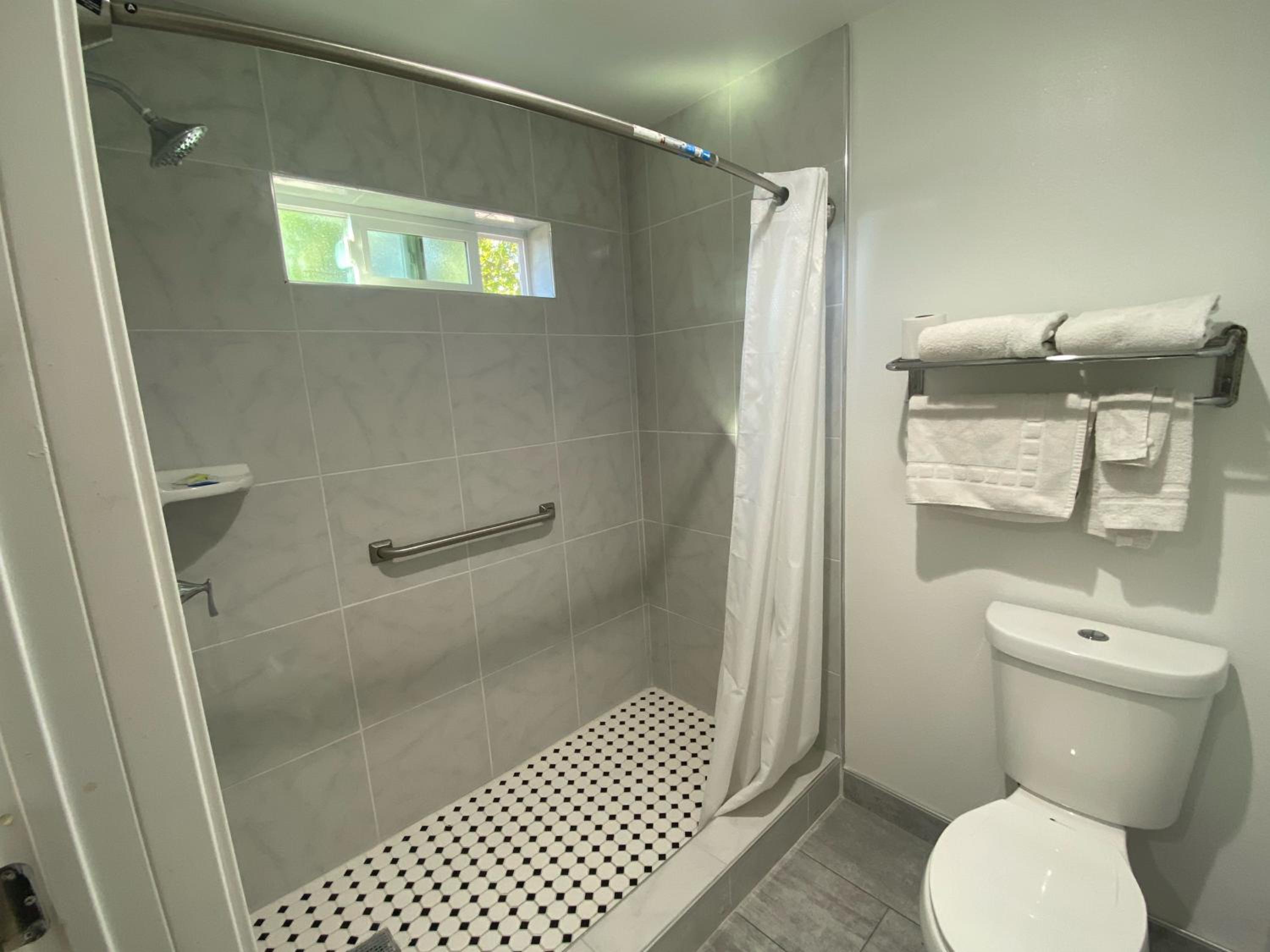 Royale Inn Motel