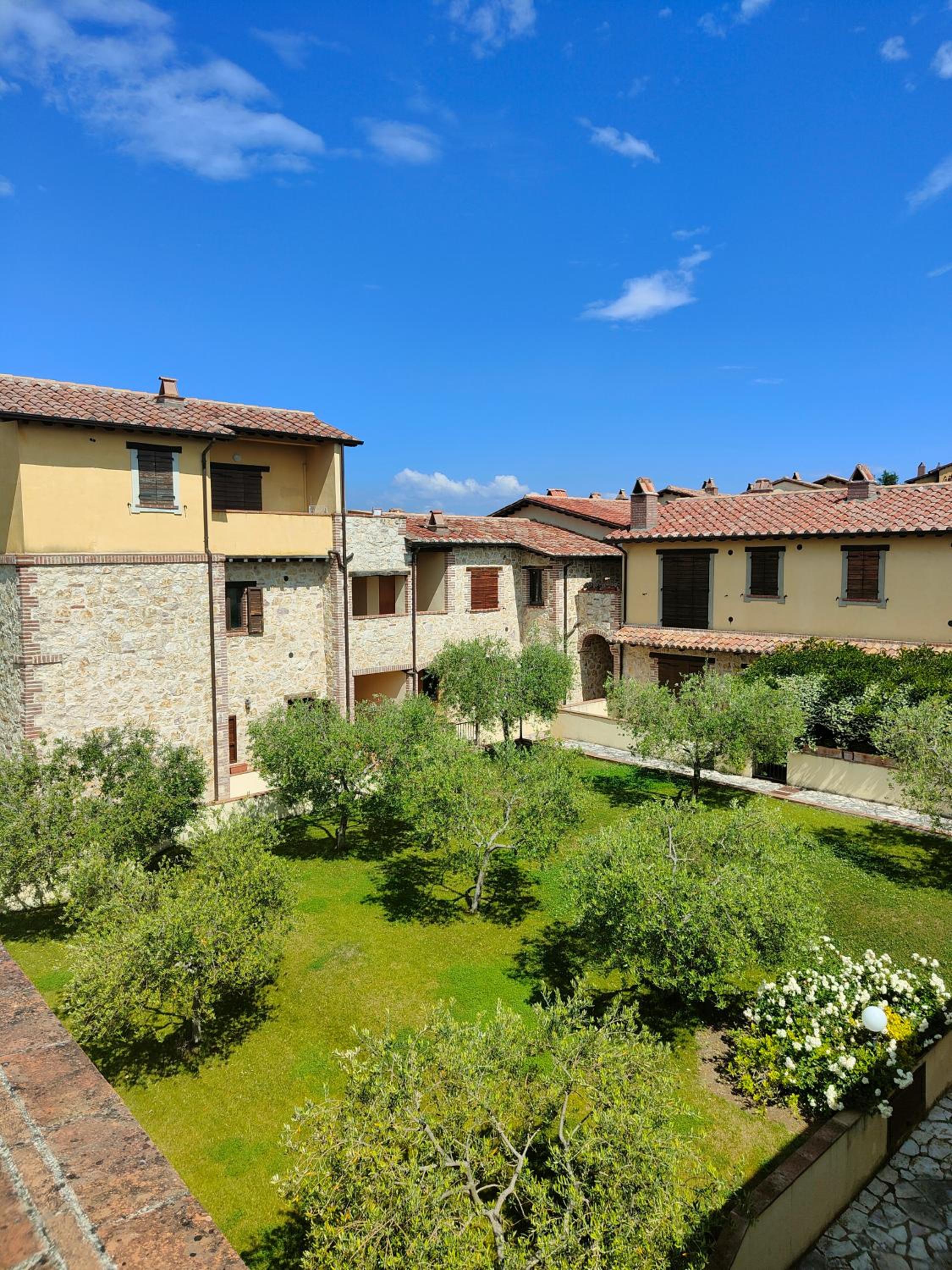 Casa Marlèn - Medieval Borgo & pool - ItalyWeGo