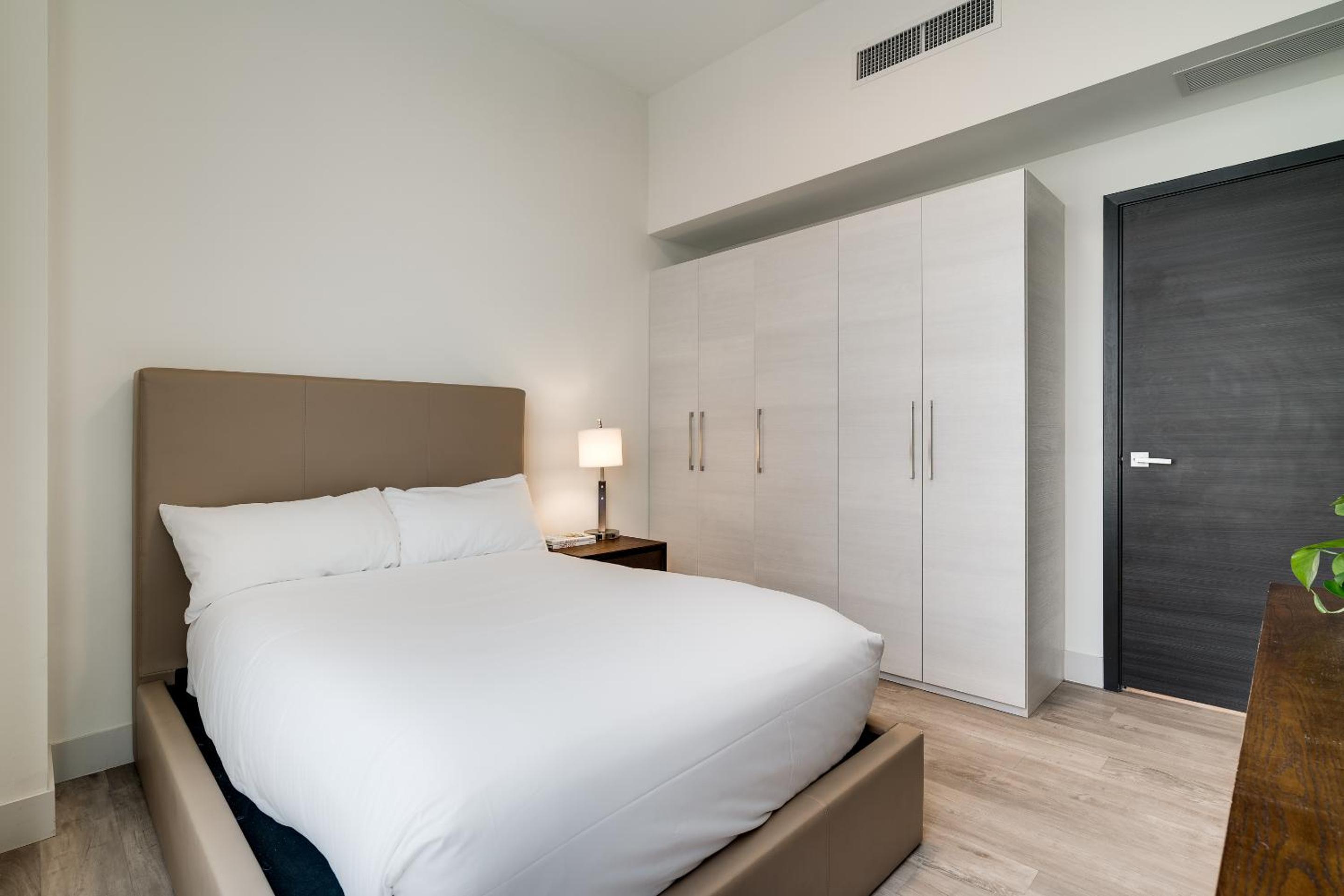 Costa Hollywood Beach Resort - An All Suite Hotel