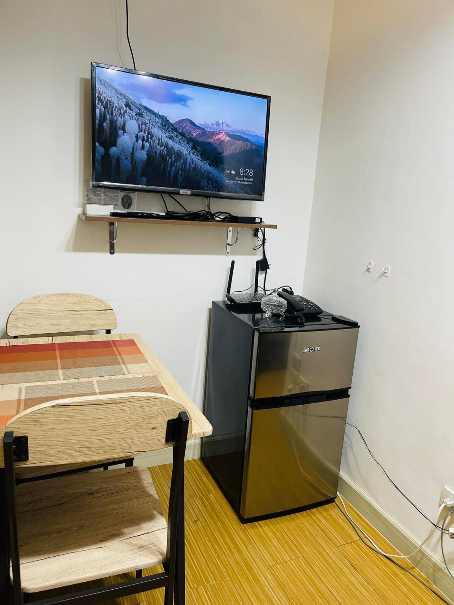 Grace Residences 1Bedroom w/ Balcony Near Bgc + Netflix view 4