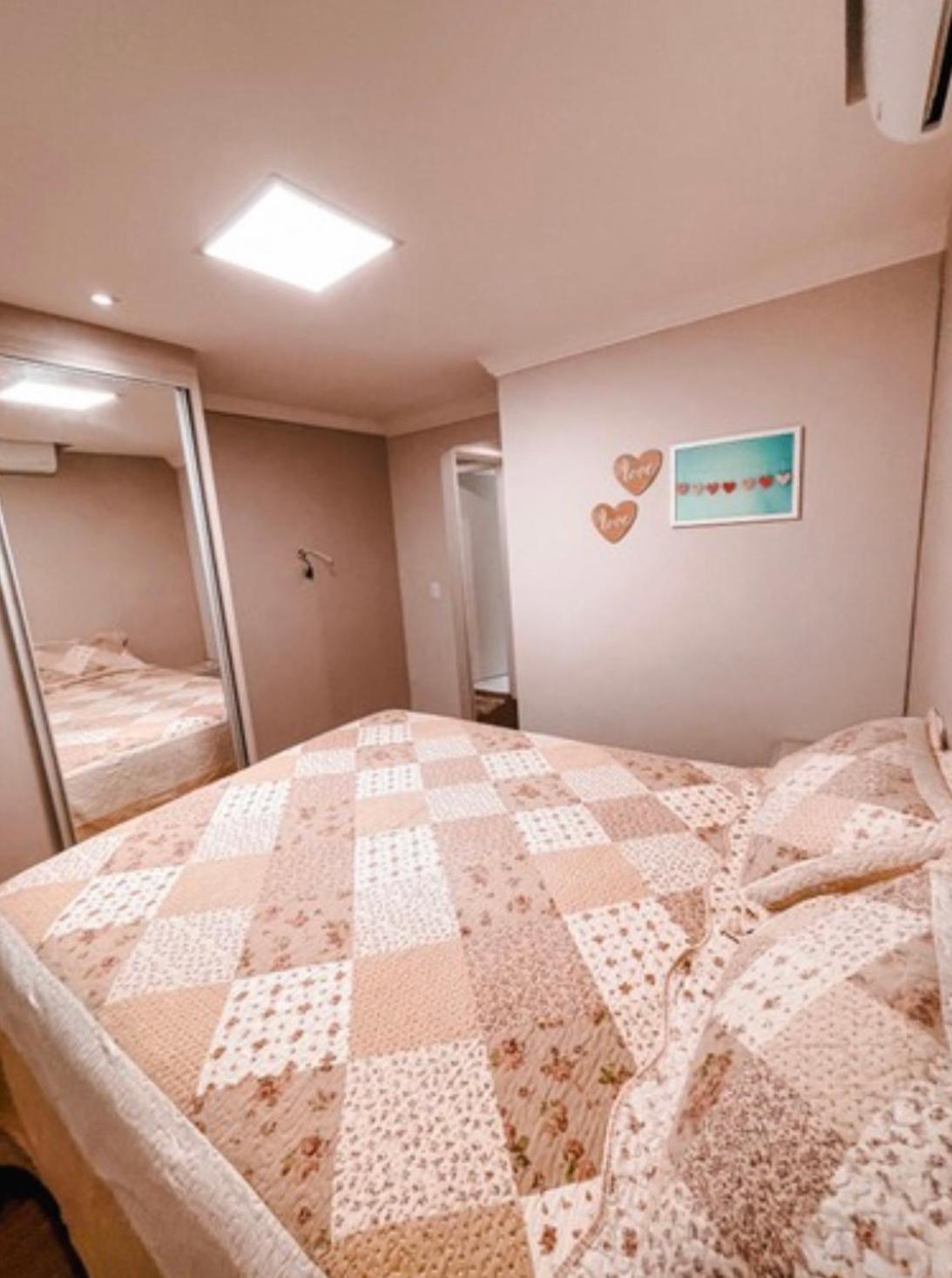 Apartamento decorado e aconchegante
