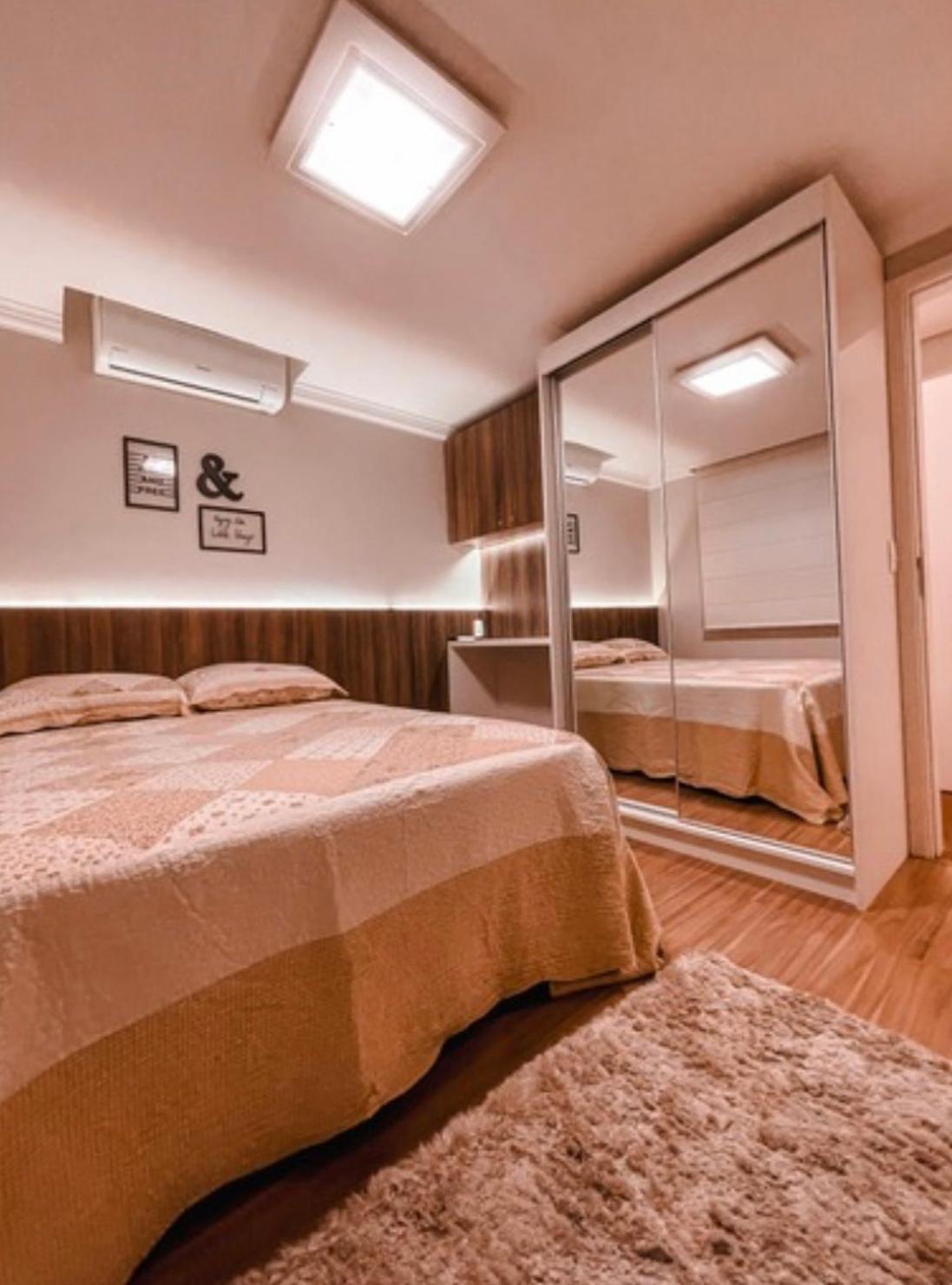 Apartamento decorado e aconchegante