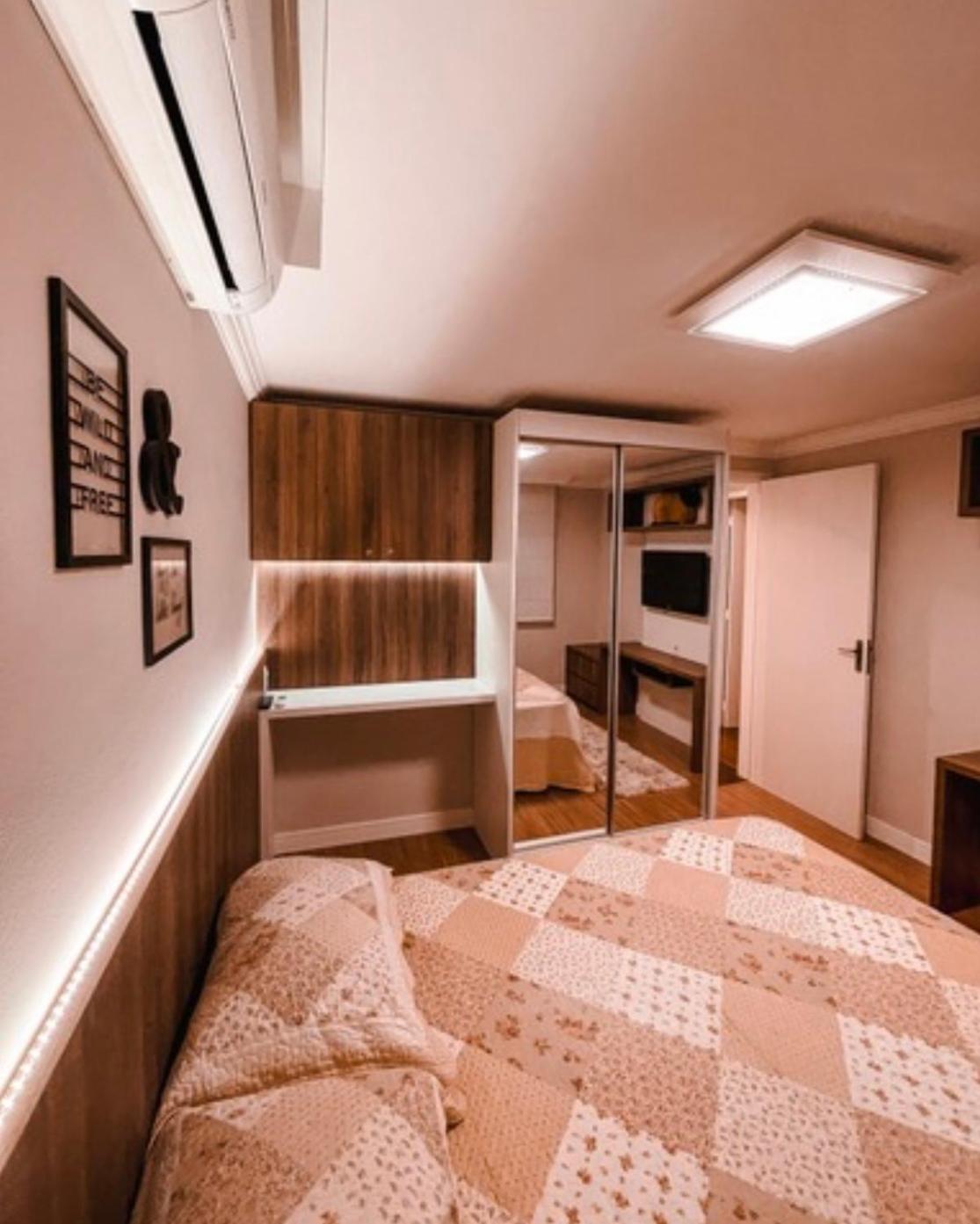 Apartamento decorado e aconchegante