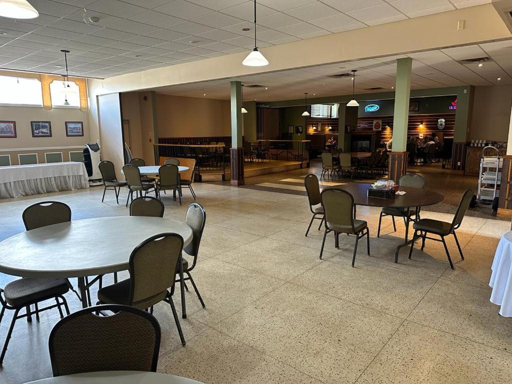 meeting & event spaces