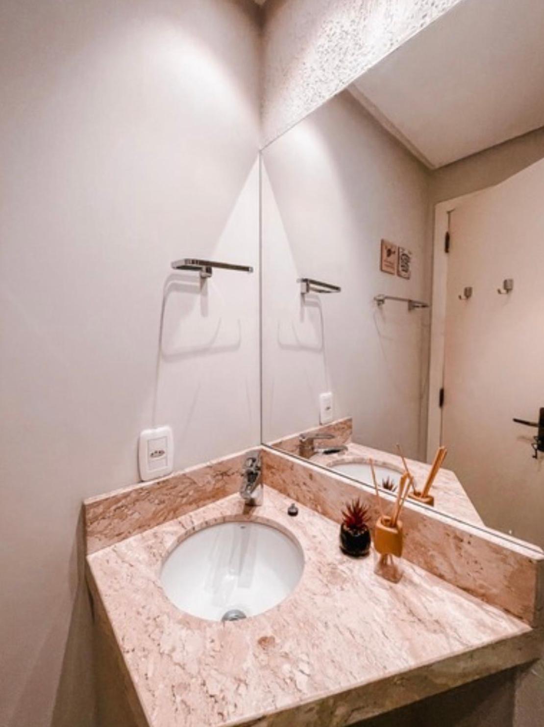 Apartamento decorado e aconchegante