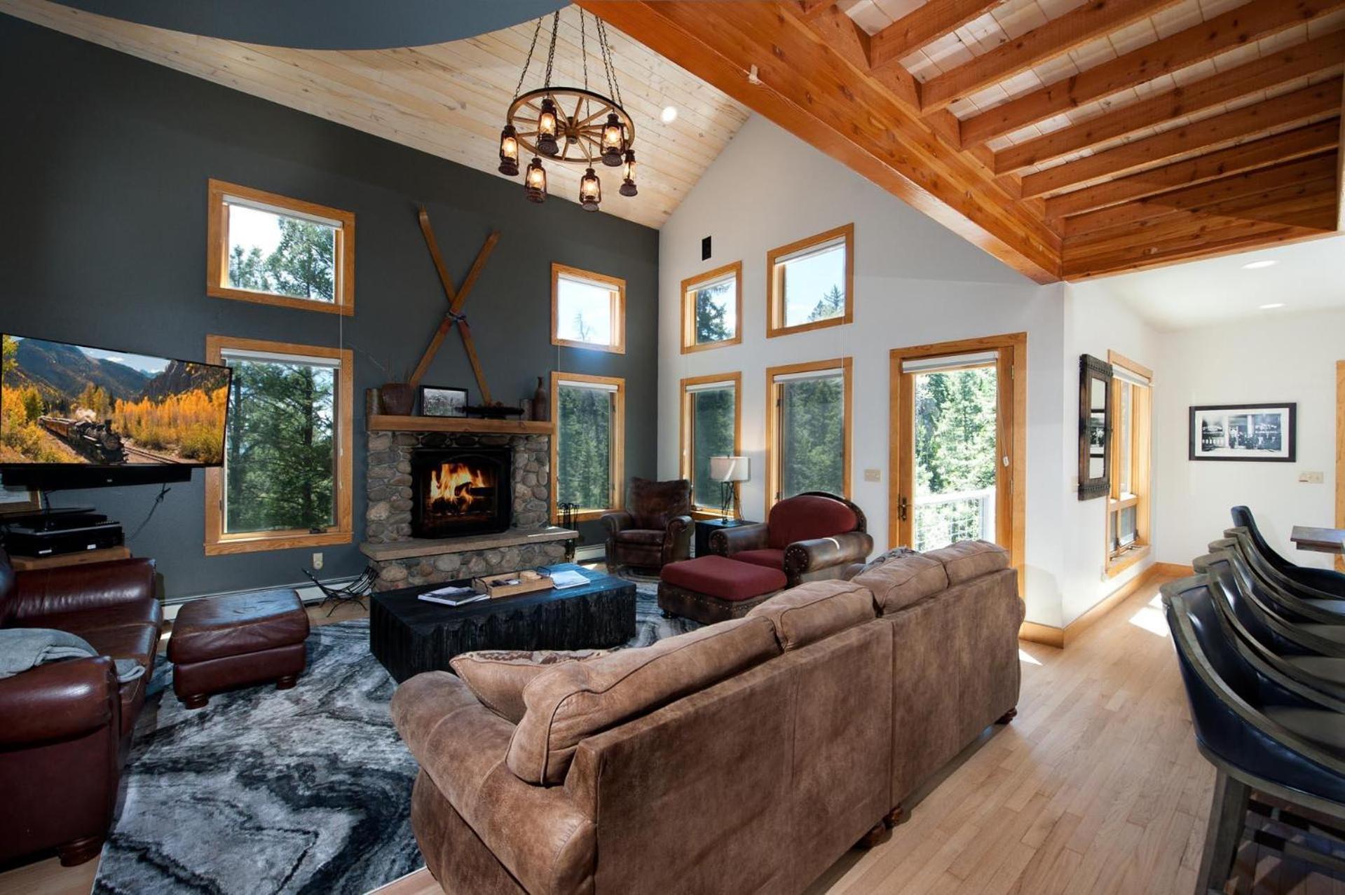 1601 Lake Purgatory Drive