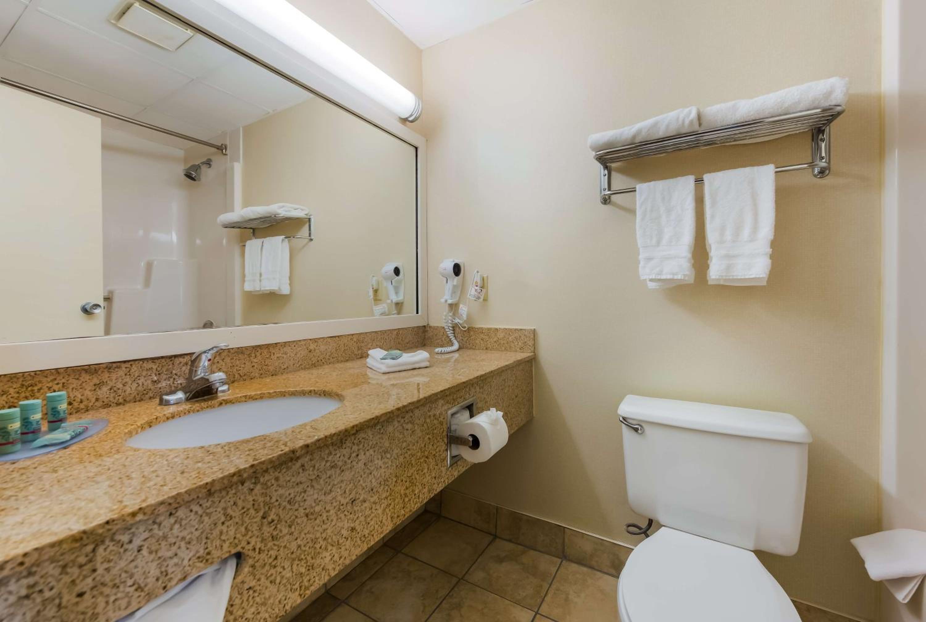 Best Western Executive Hotel New Haven-West Haven - Property Image 19