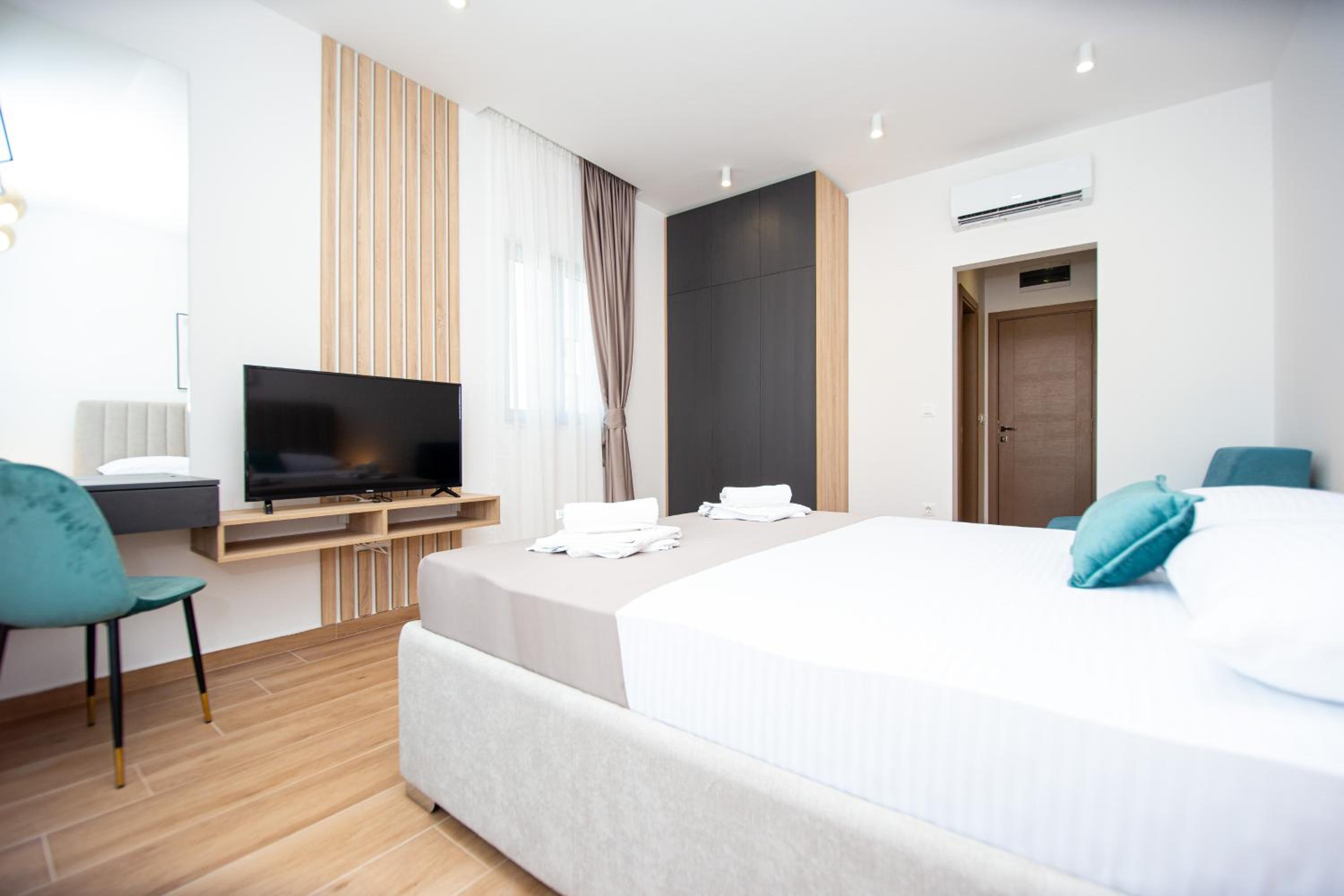 Apartments Sirena - Modern stay with free parking