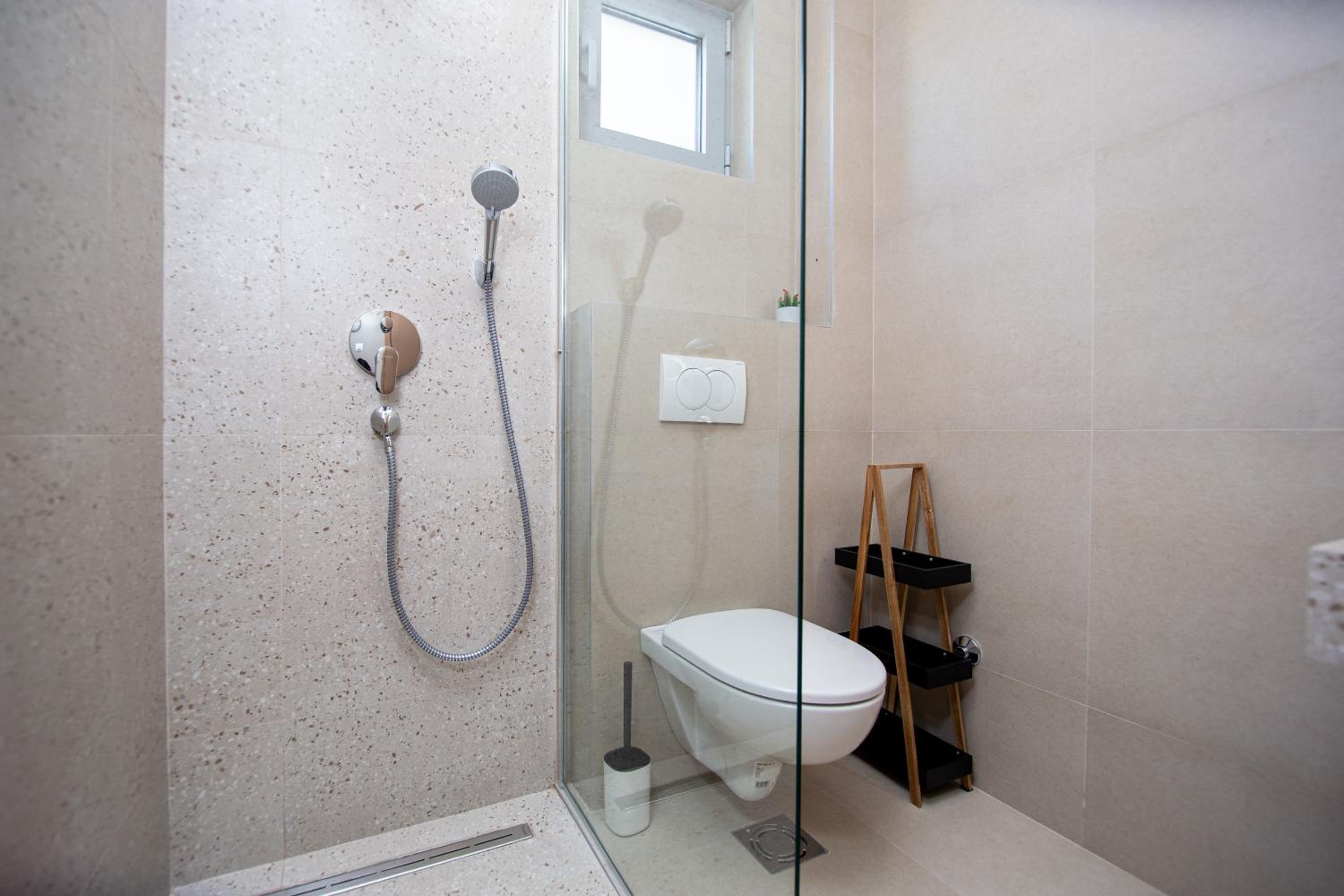 Apartments Sirena - Modern stay with free parking
