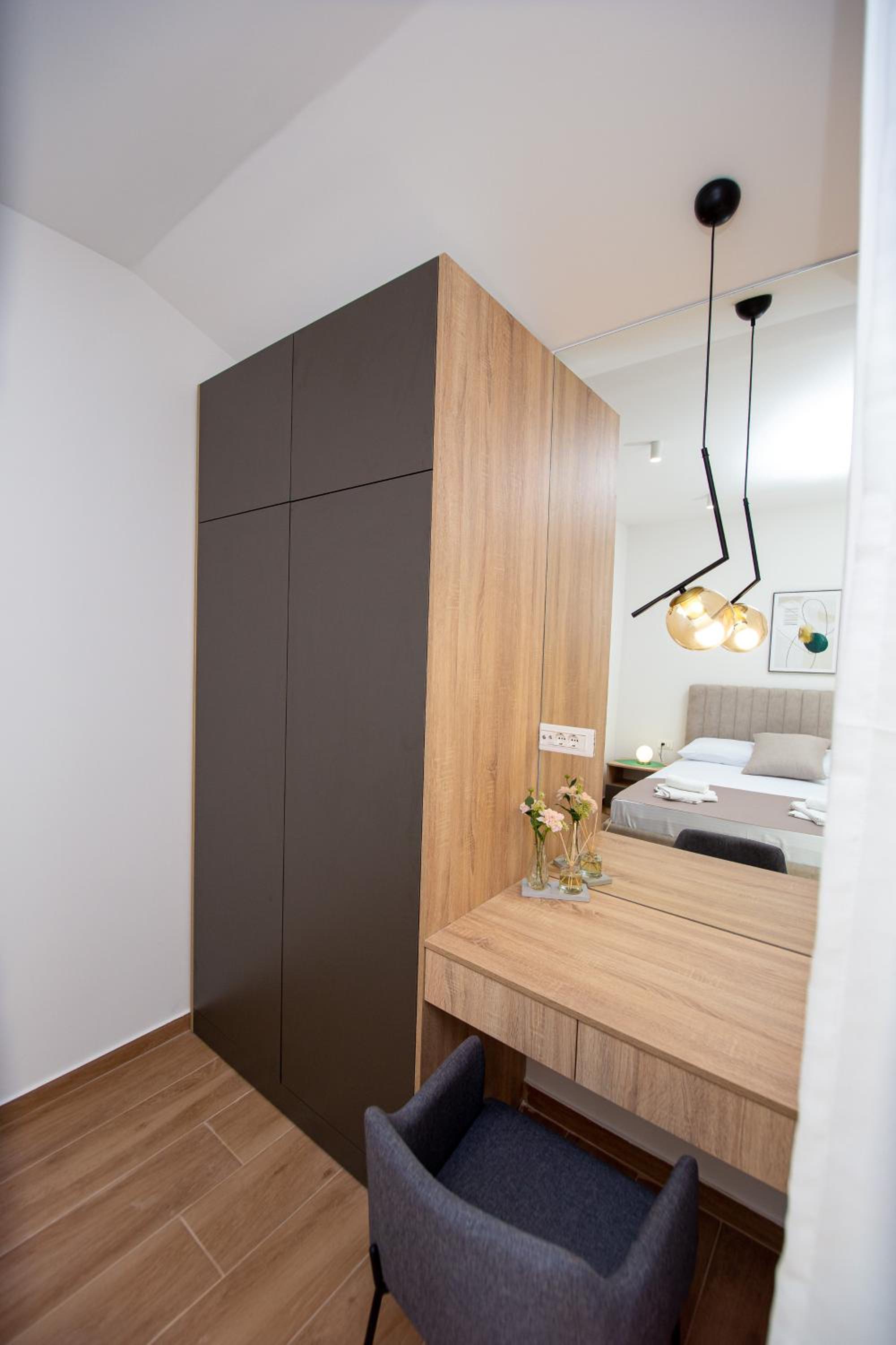 Apartments Sirena - Modern stay with free parking