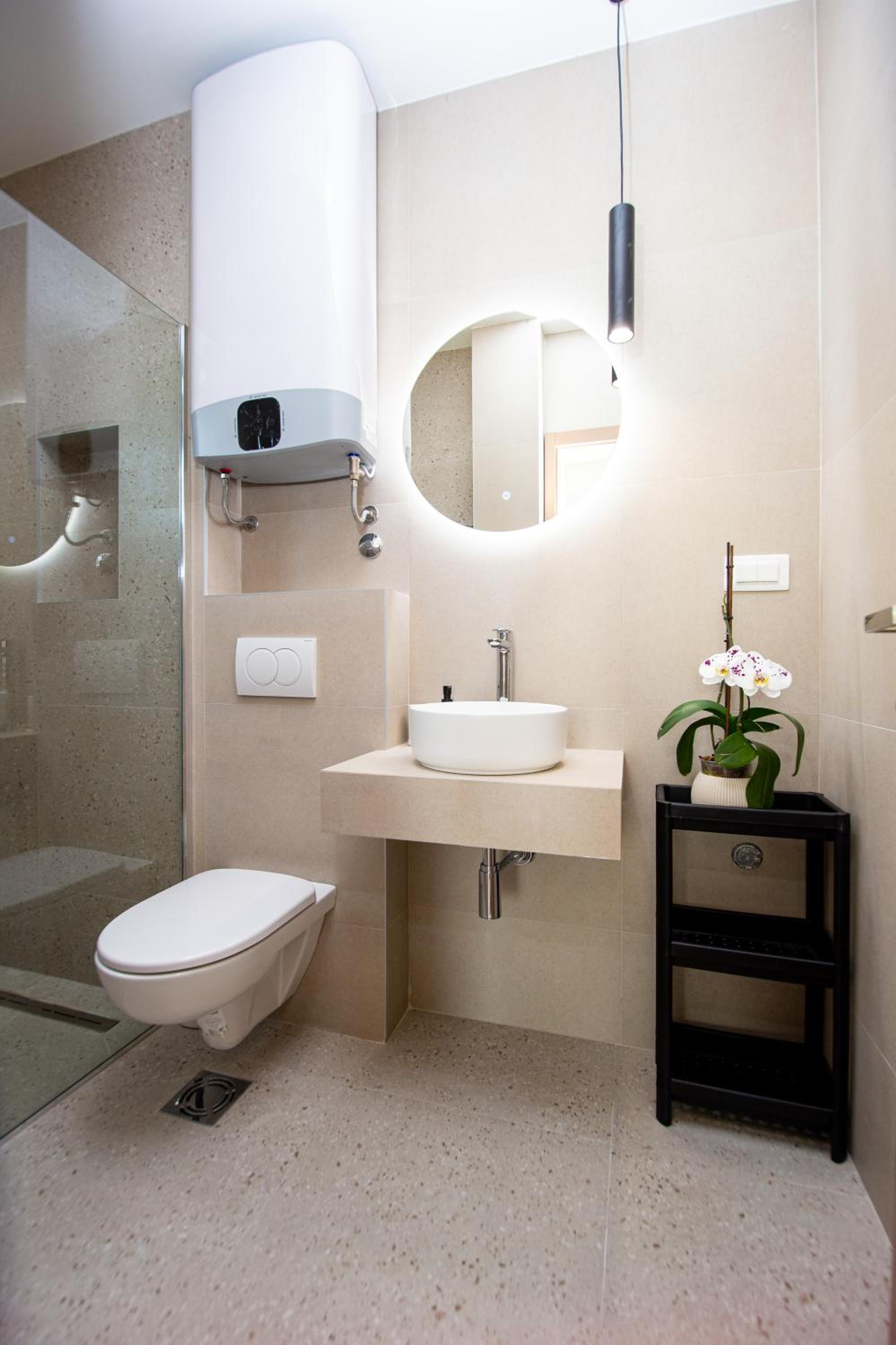 Apartments Sirena - Modern stay with free parking