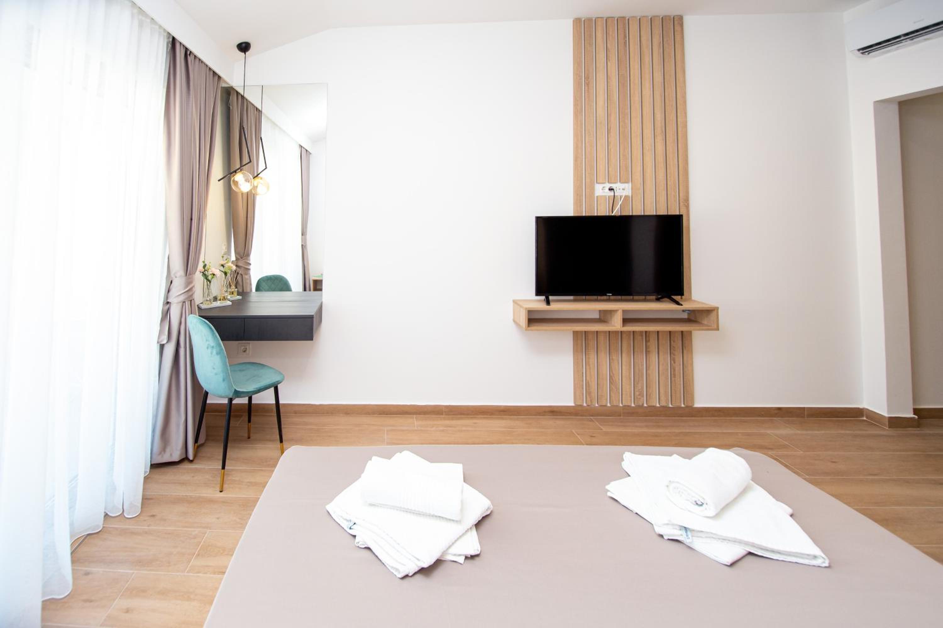 Apartments Sirena - Modern stay with free parking