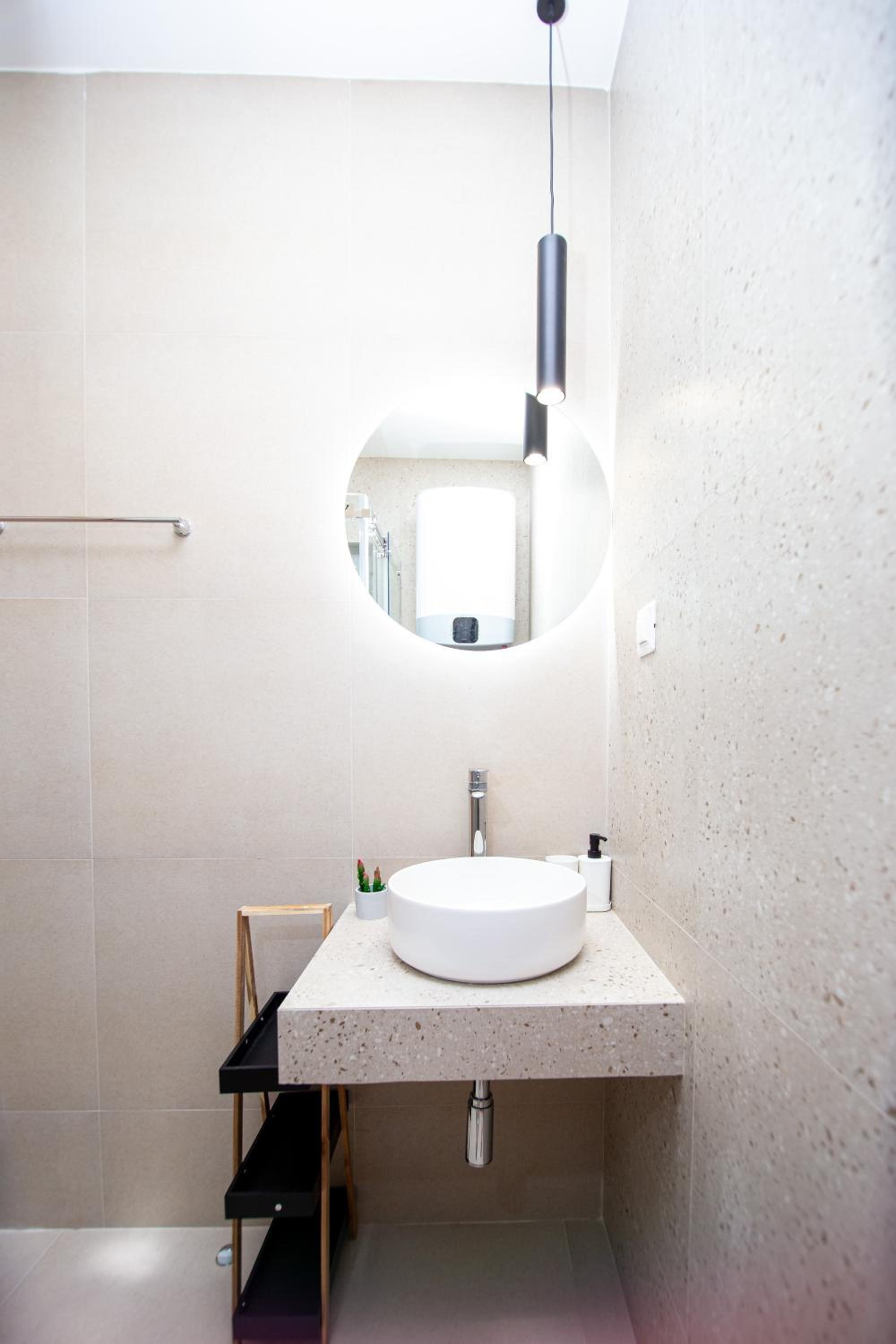 Apartments Sirena - Modern stay with free parking