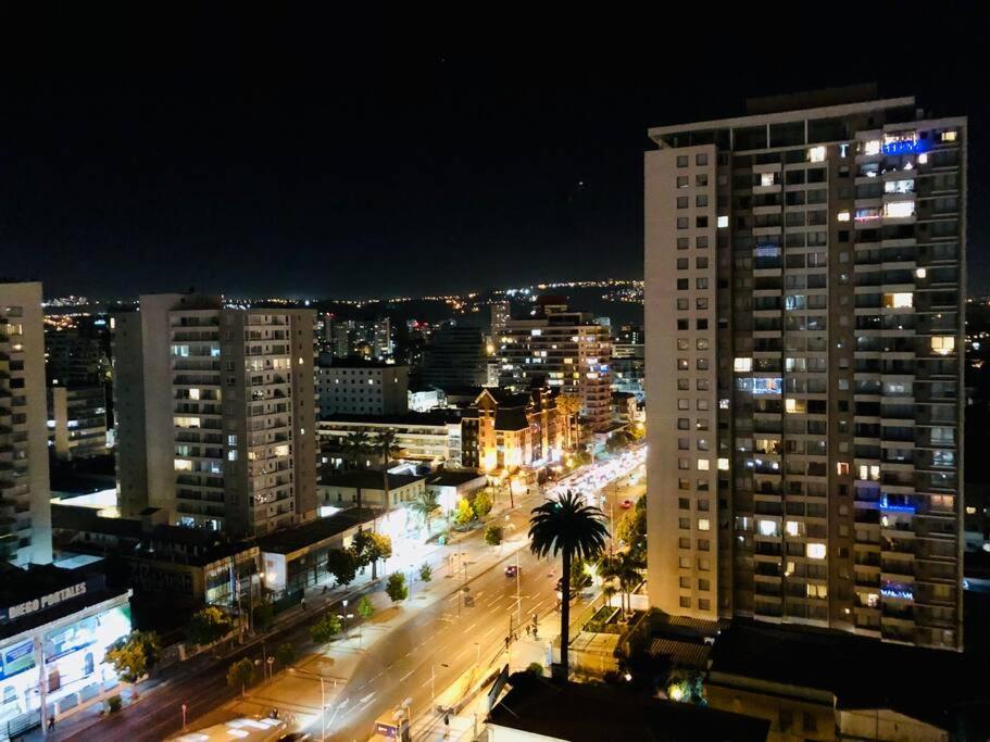 Departamento muy central, a pasos de playa, bares y terminal