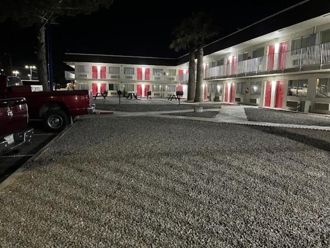 Motel 6 - Pecos, TX view 4