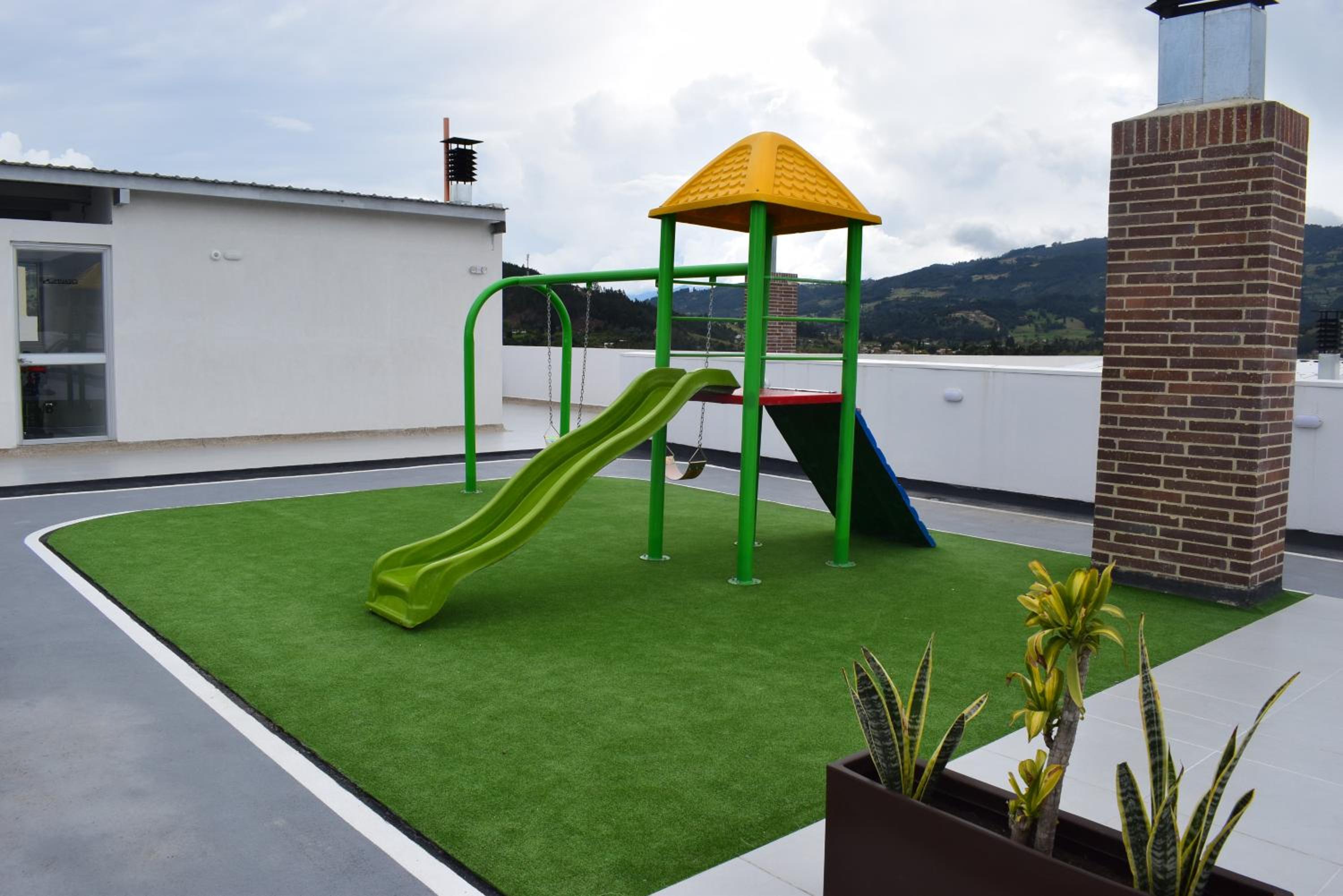 Apartamento lujoso junto al lago
