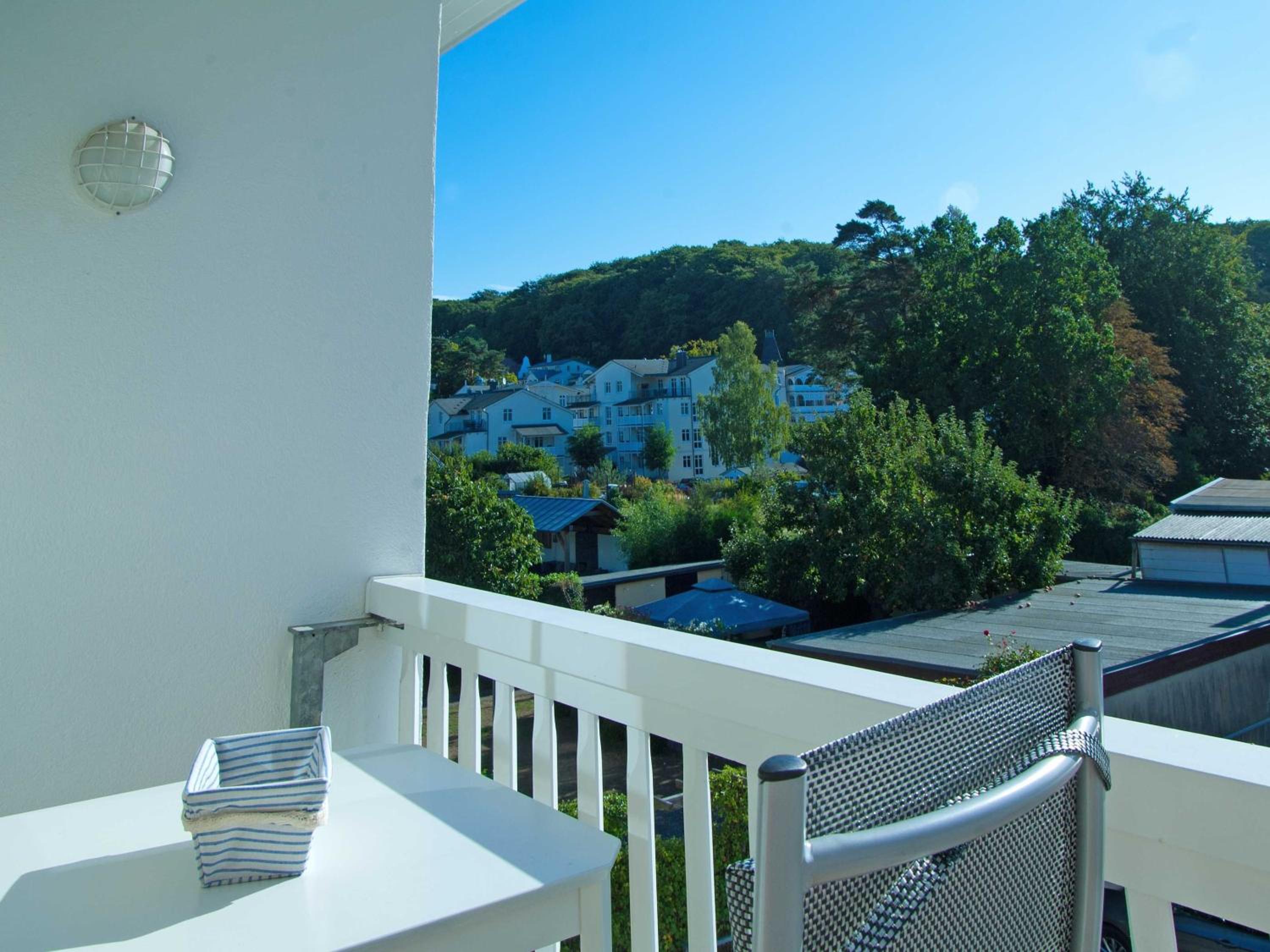 Haus Baltic 12 mit Balkon - zentrale Lage im Ostseebad Sellin view 5