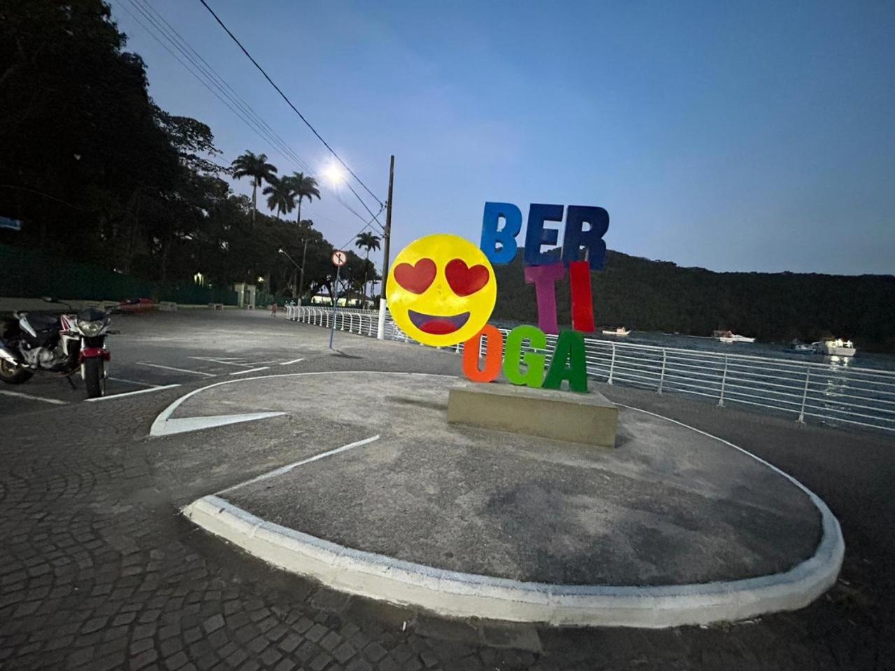 CASA ACONCHEGANTE e PERTINHO DA PRAIA