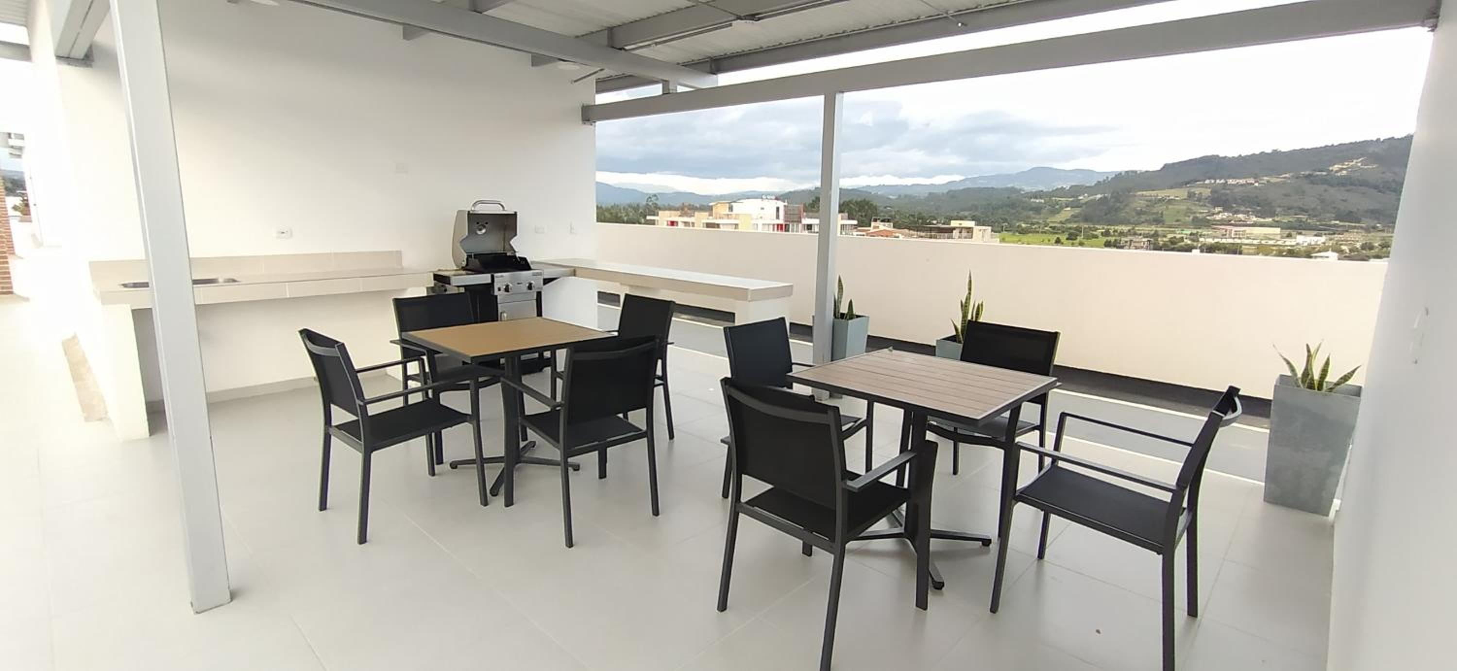 Apartamento lujoso junto al lago