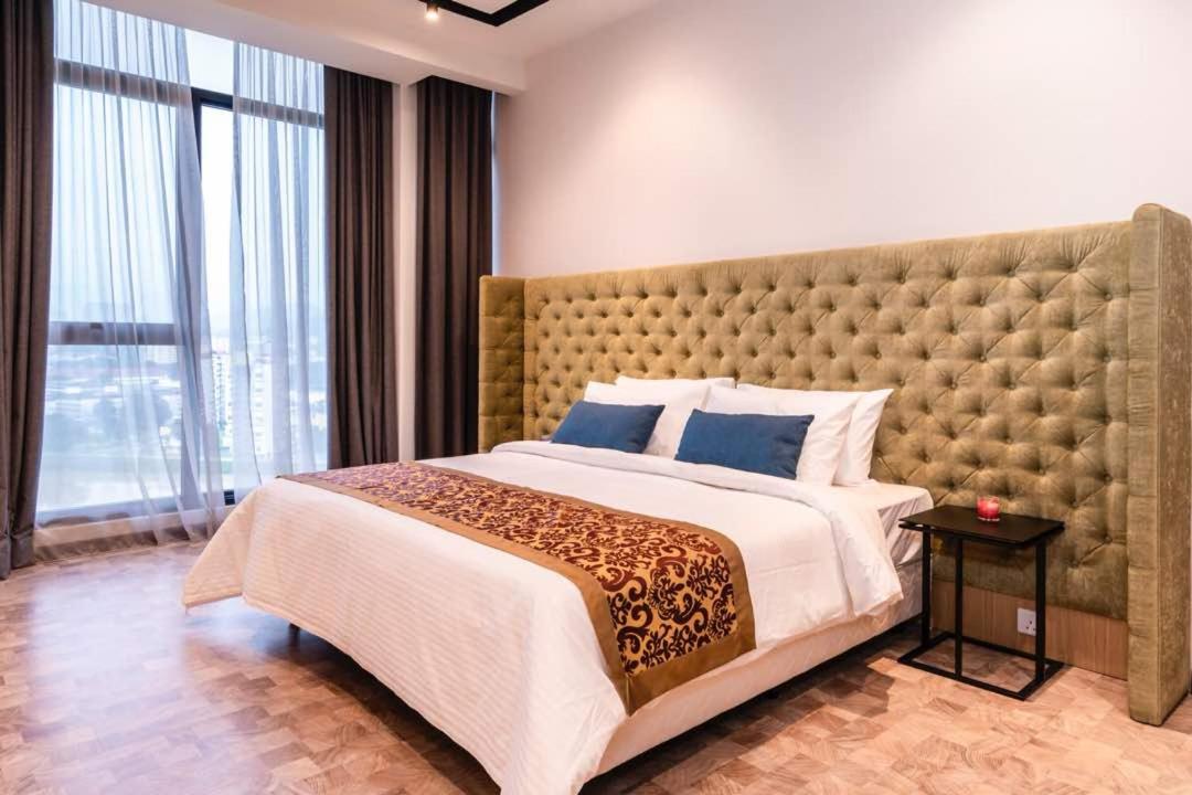ExpressionZ Suites KLCC