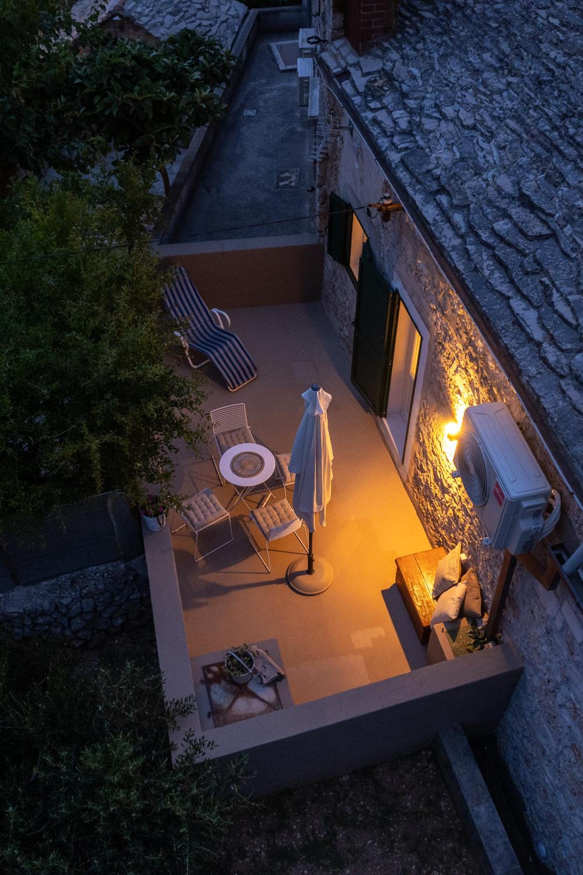 Nona Vi - Boutique Stone House view 5