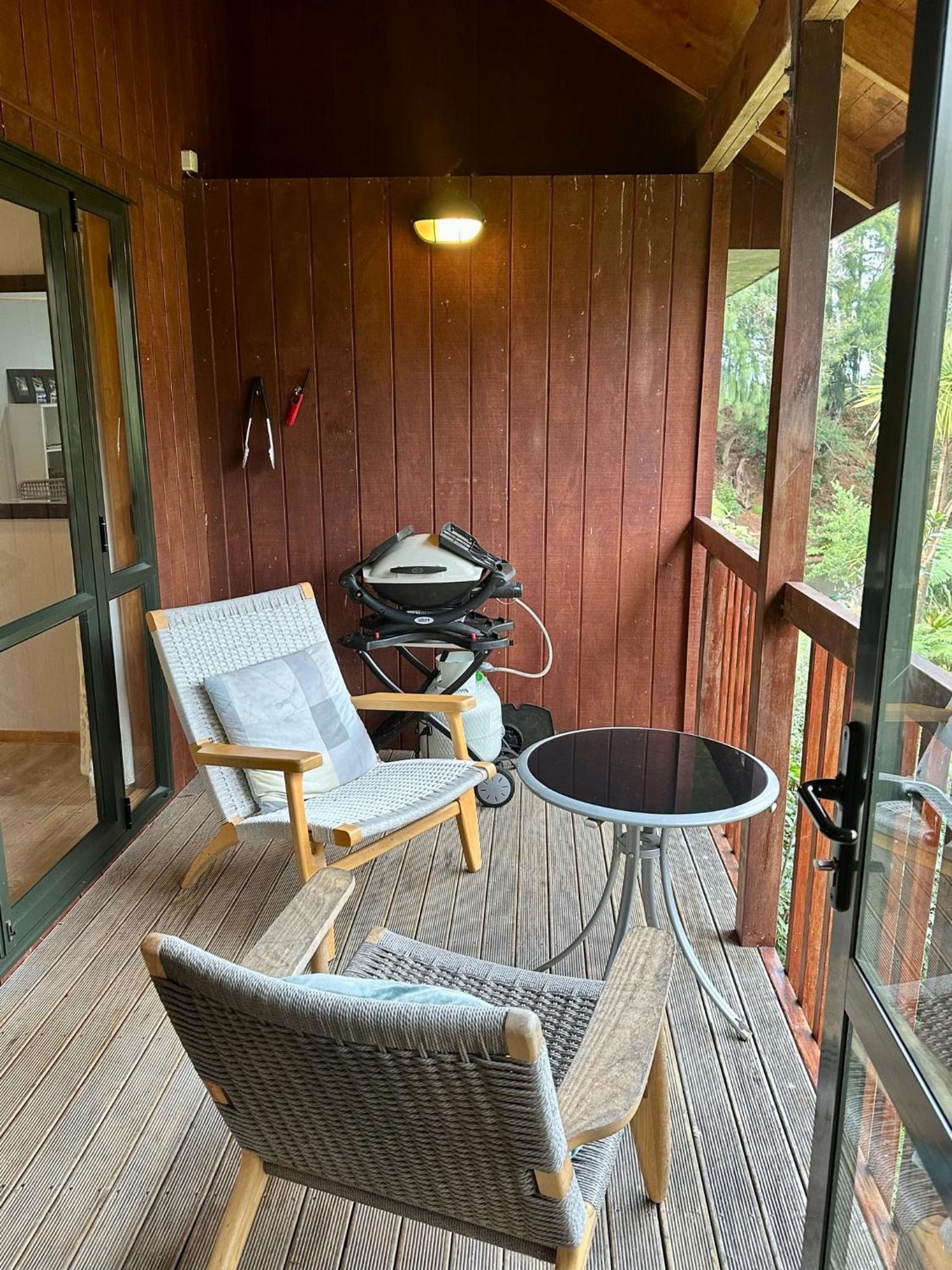 Peaceful cottage in beautiful landscaped native bush gully view 3
