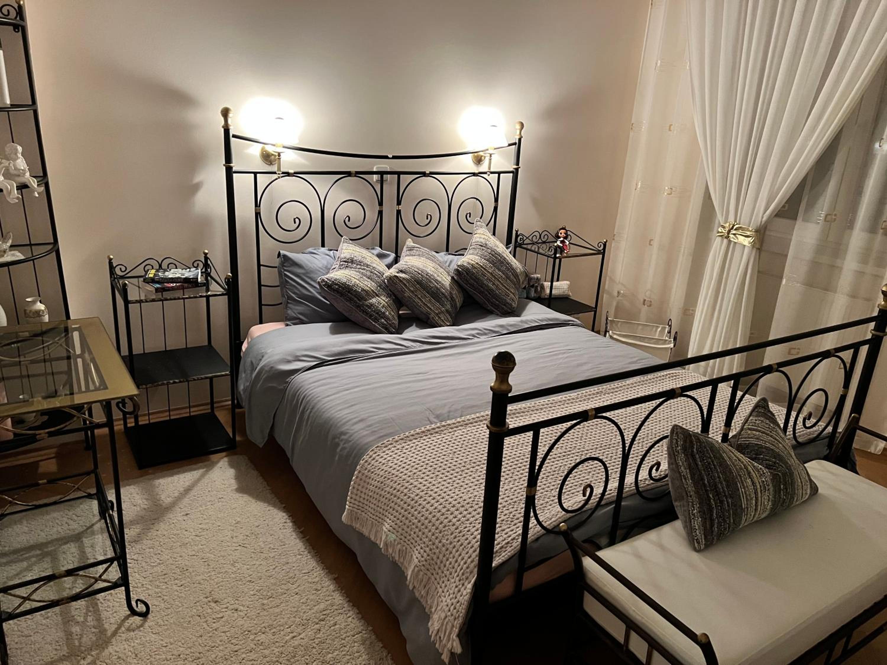 Sadova luxury apartment