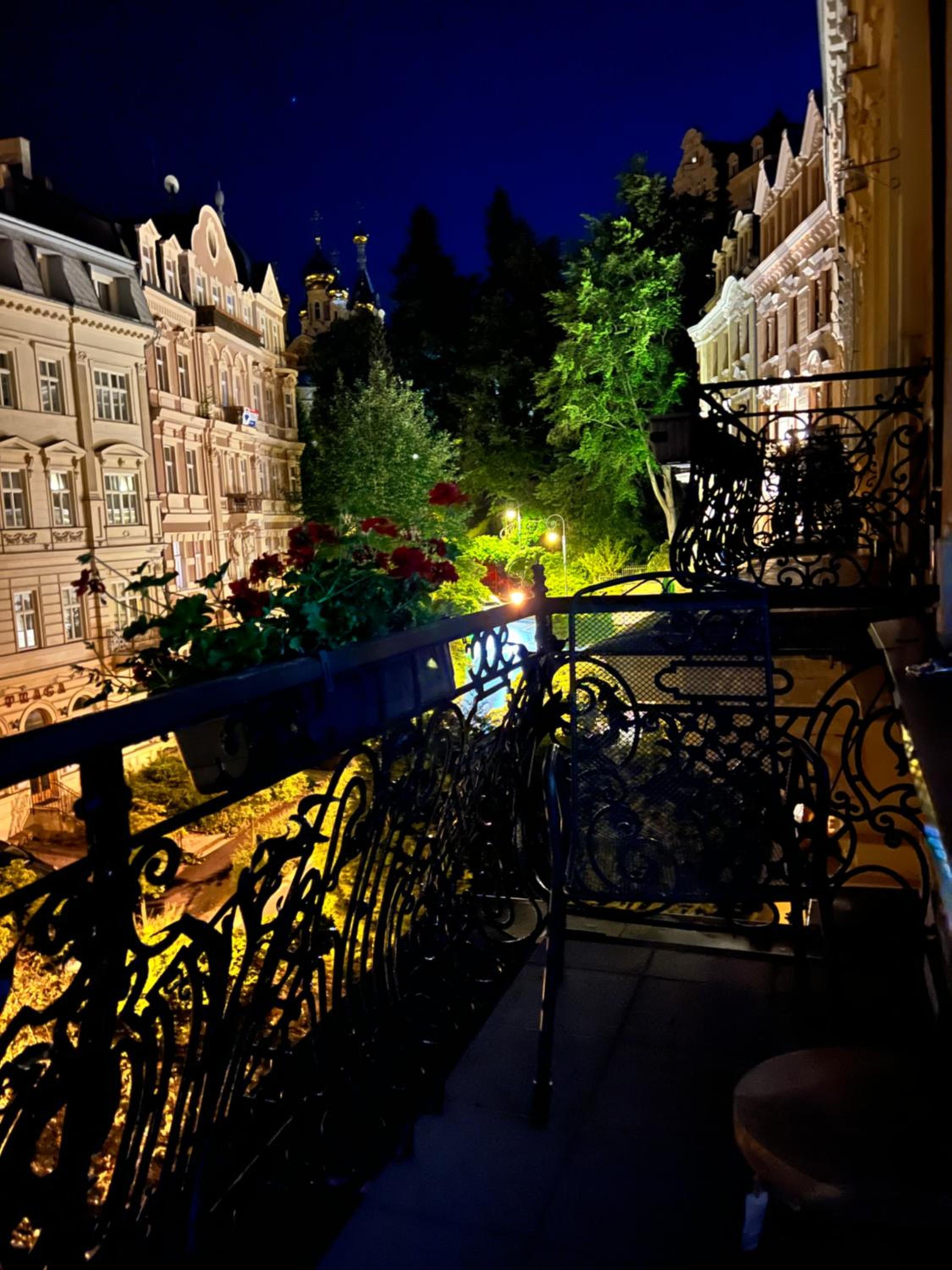 Sadova luxury apartment