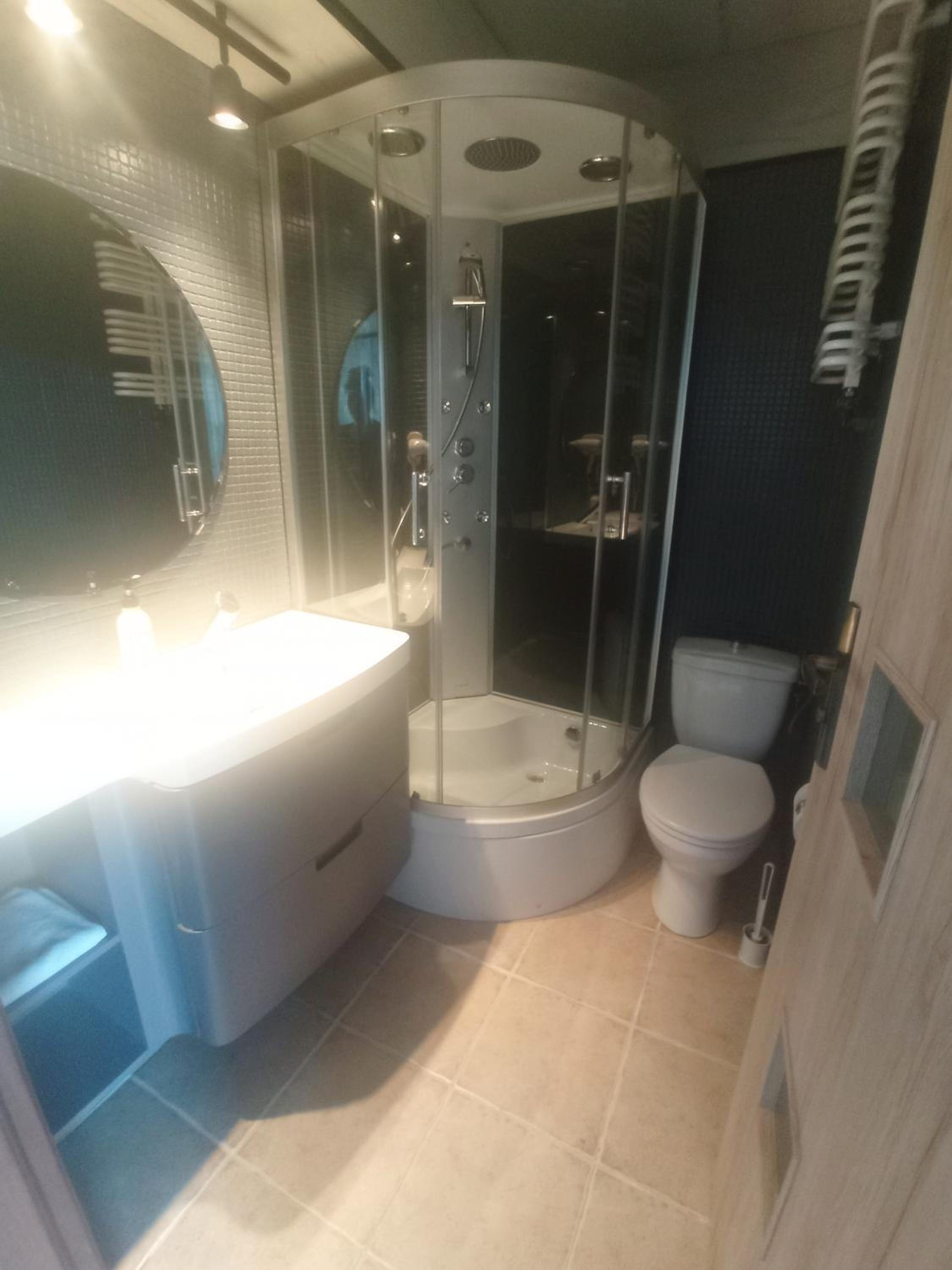 TopOne Apartments
