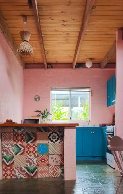 Bastion Abode ~ 900 meters from the beach!