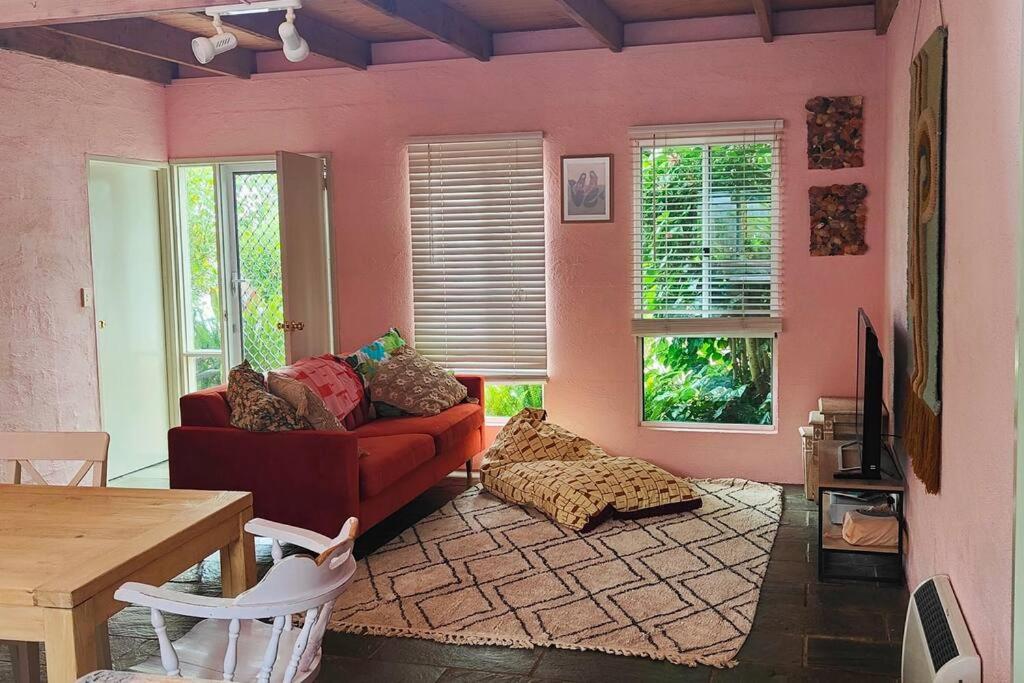 Bastion Abode ~ 900 meters from the beach!