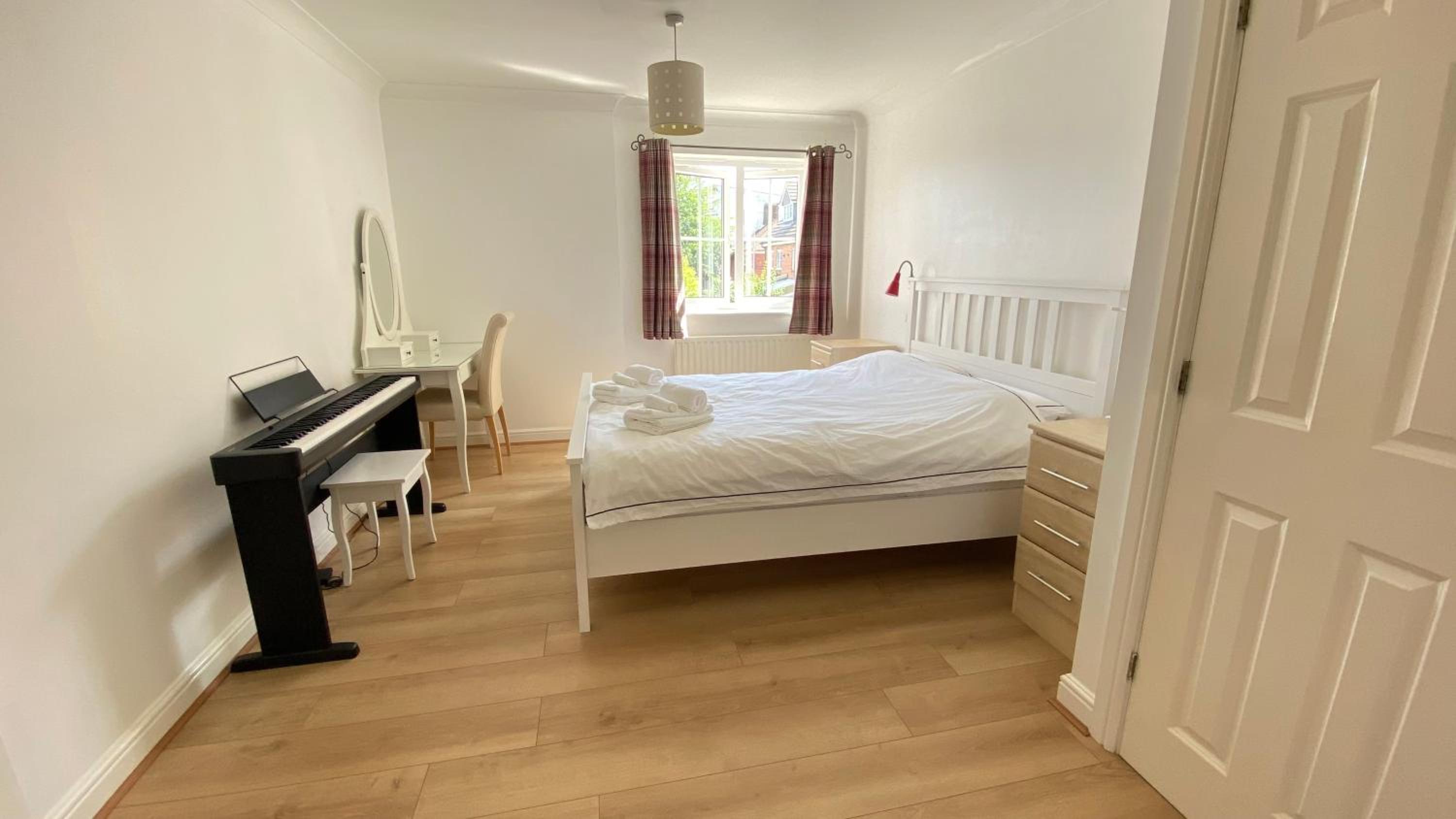 Oxford Vacations - Sweet home 2 Double bedrooms apartment free parking Summertown, Oxford - Property Image 21