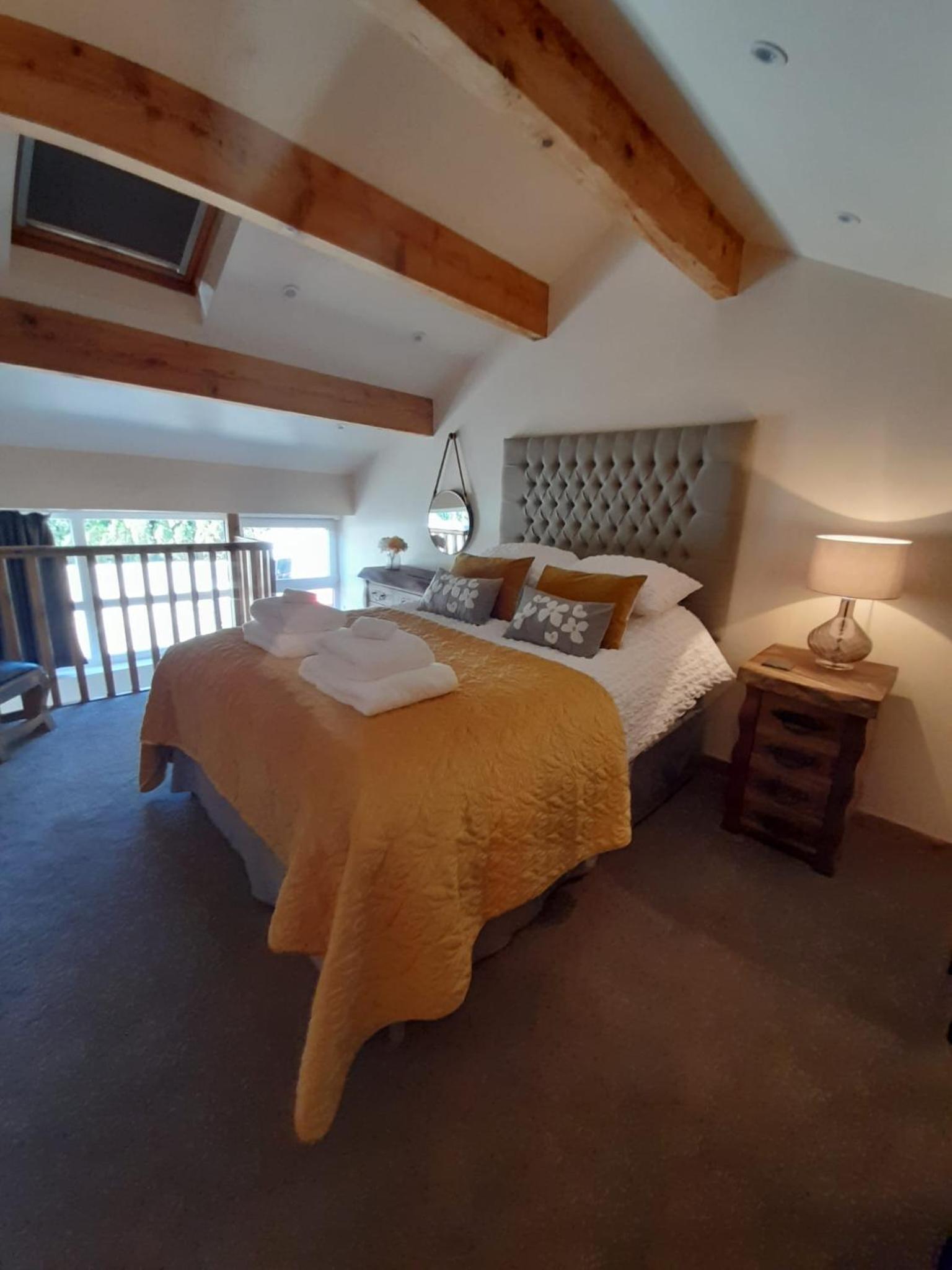 south view farm cottage 1 Bed view 3