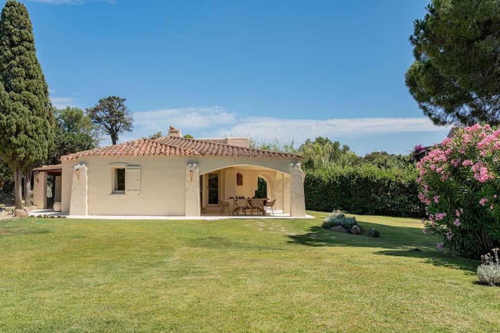 villa cala di volpe view 3