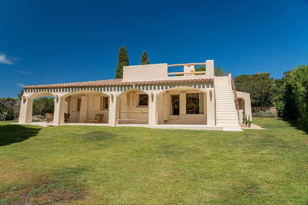 villa cala di volpe view 5