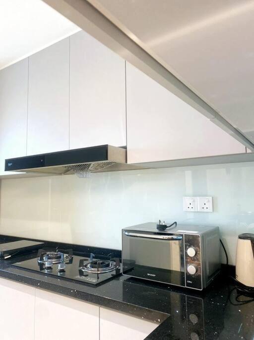 JOVIAL Modern Cozy Suite `Metropol BM BandarPerda photo 6