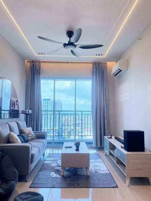 JOVIAL Modern Cozy Suite `Metropol BM BandarPerda photo 7