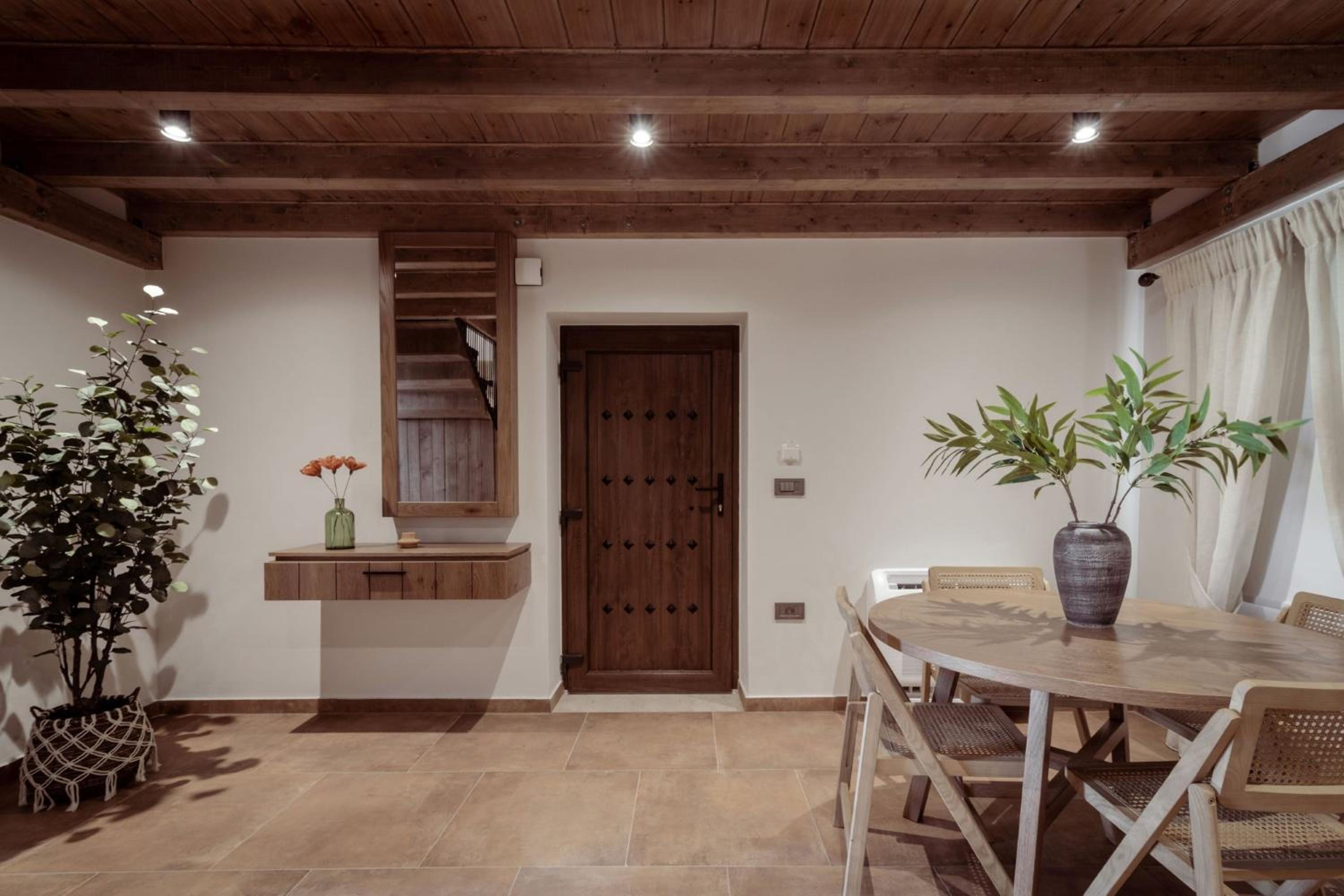 Villa Frontale - Restored Villa with Pool Perfect for 6 Nestled Next to a Traditional Olive Mill and Local Farms Offering Authentic Hospitality and Organic