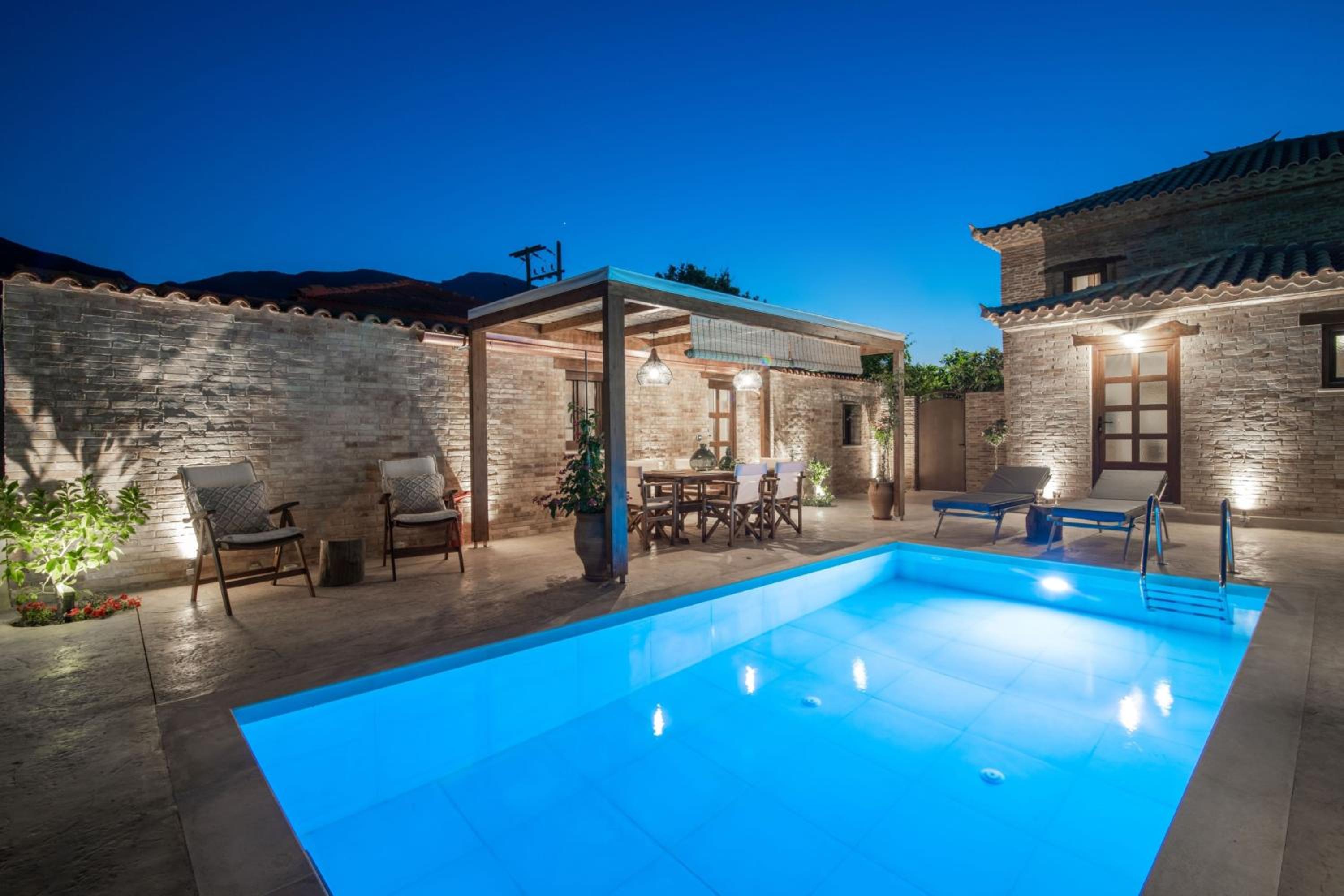 Villa Frontale - Restored Villa with Pool Perfect for 6 Nestled Next to a Traditional Olive Mill and Local Farms Offering Authentic Hospitality and Organic