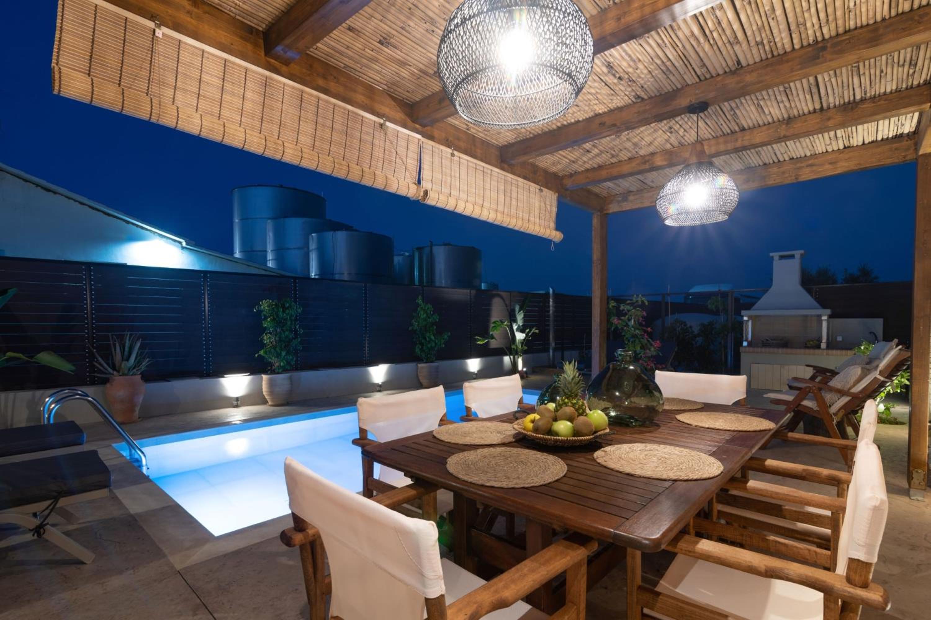 Villa Frontale - Restored Villa with Pool Perfect for 6 Nestled Next to a Traditional Olive Mill and Local Farms Offering Authentic Hospitality and Organic