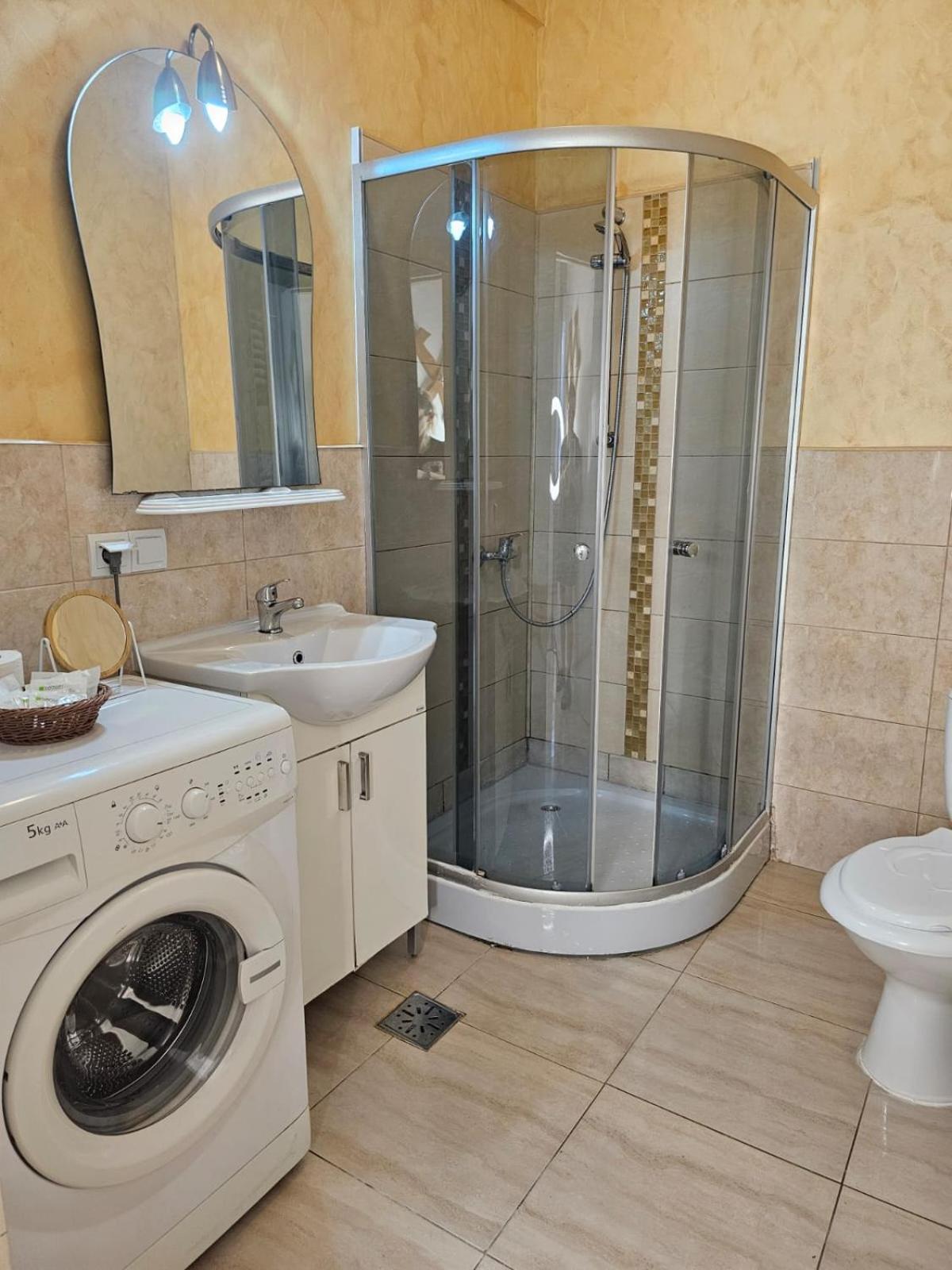 Gabizz Apartments