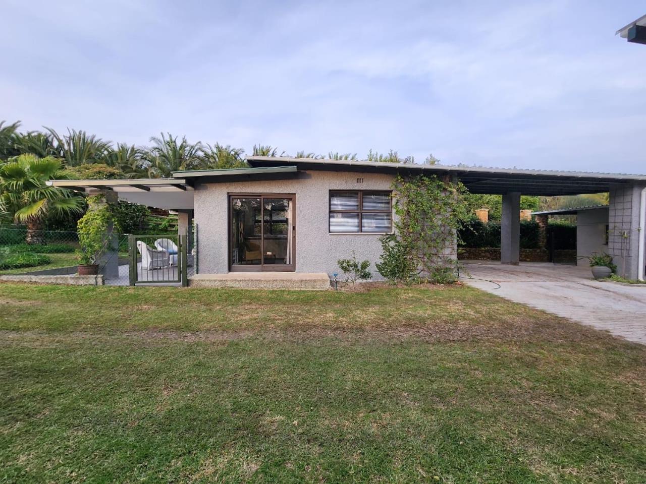 Hotel Santika Sunhill Cottage