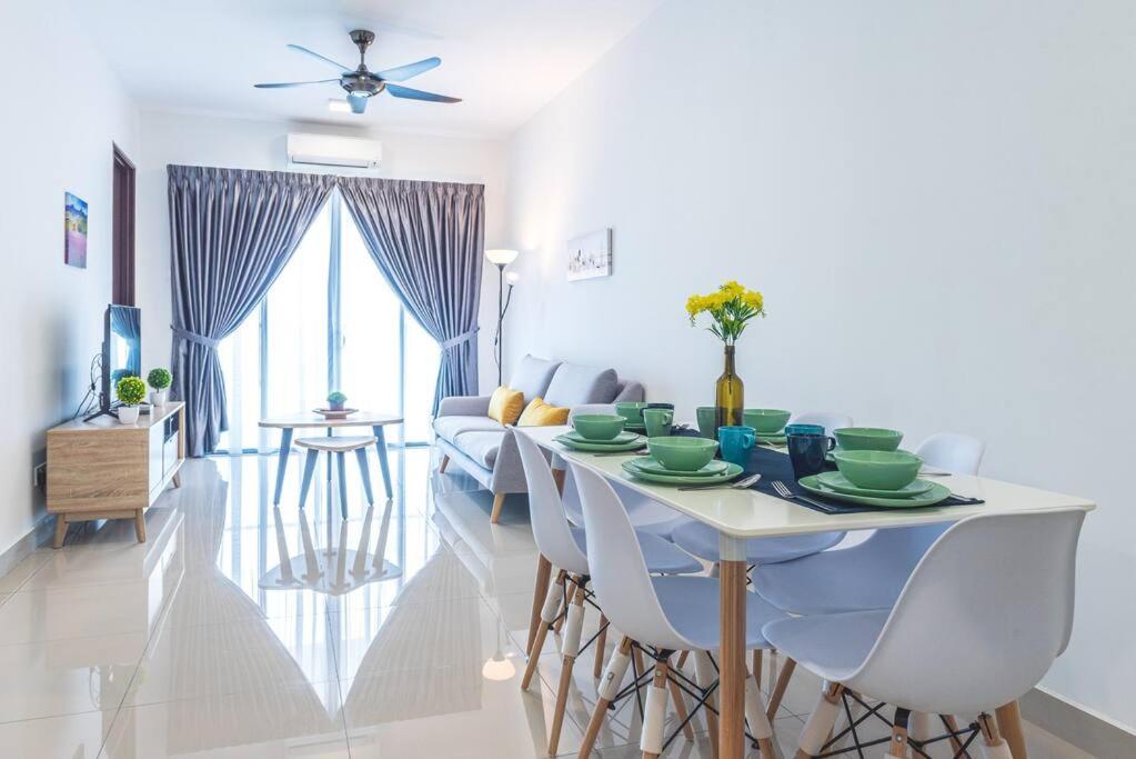 Menara Simfoni 3 Bedroom 2 Bathroom photo 4